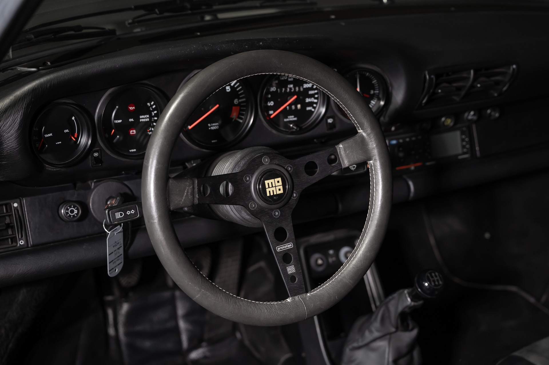 PORSCHE 911 Carrera Targa-image-15