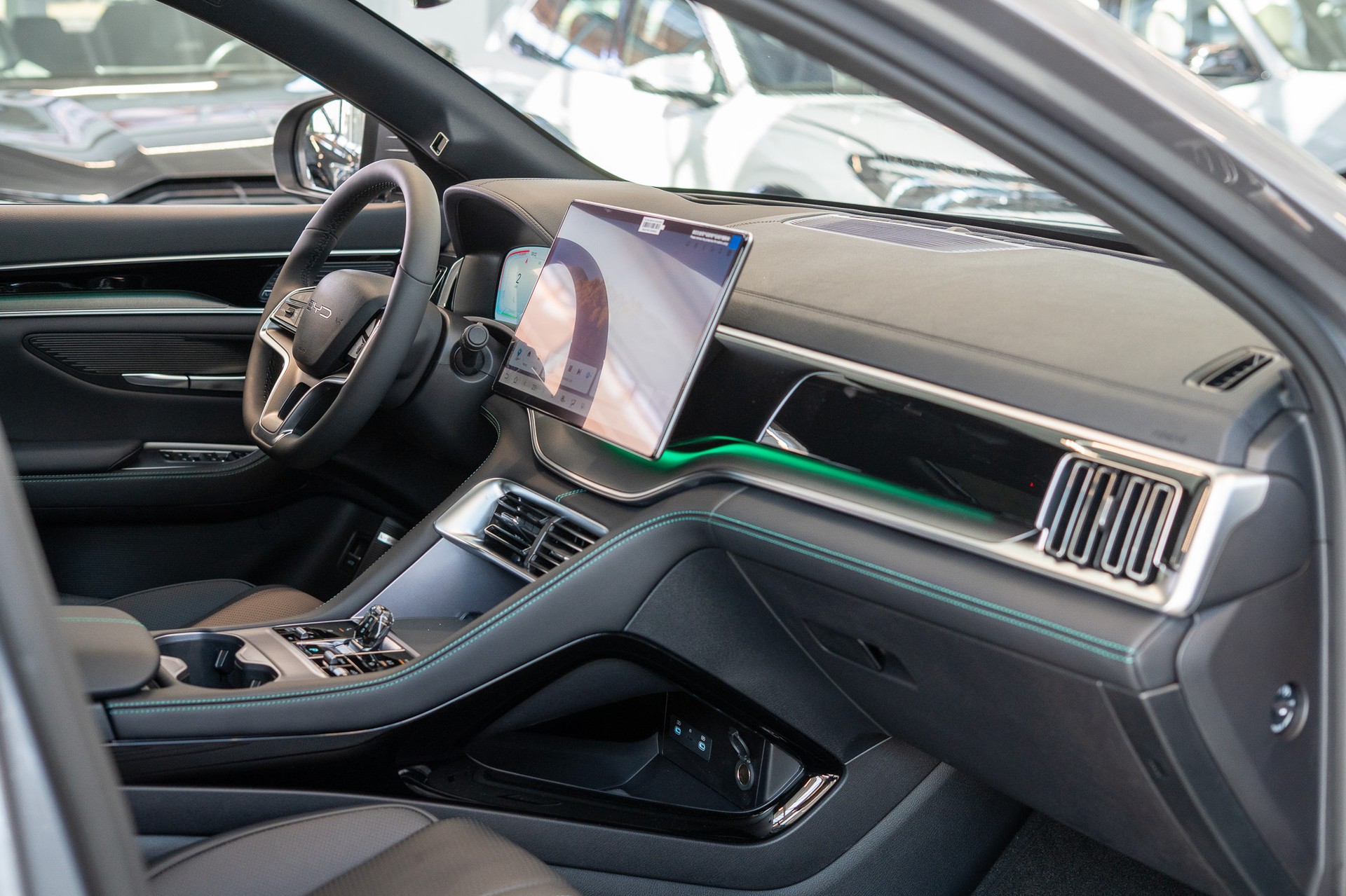 BYD Seal U DM-i Boost / Panorama / Head-Up Display / 360° Kamera-image-14