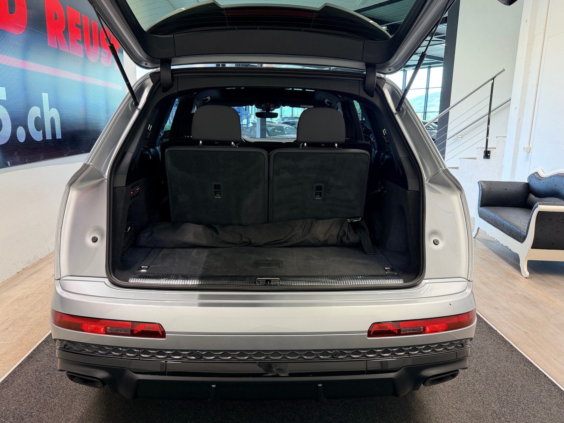 AUDI Q7 55 TFSI S line quattro tiptronic-image-9