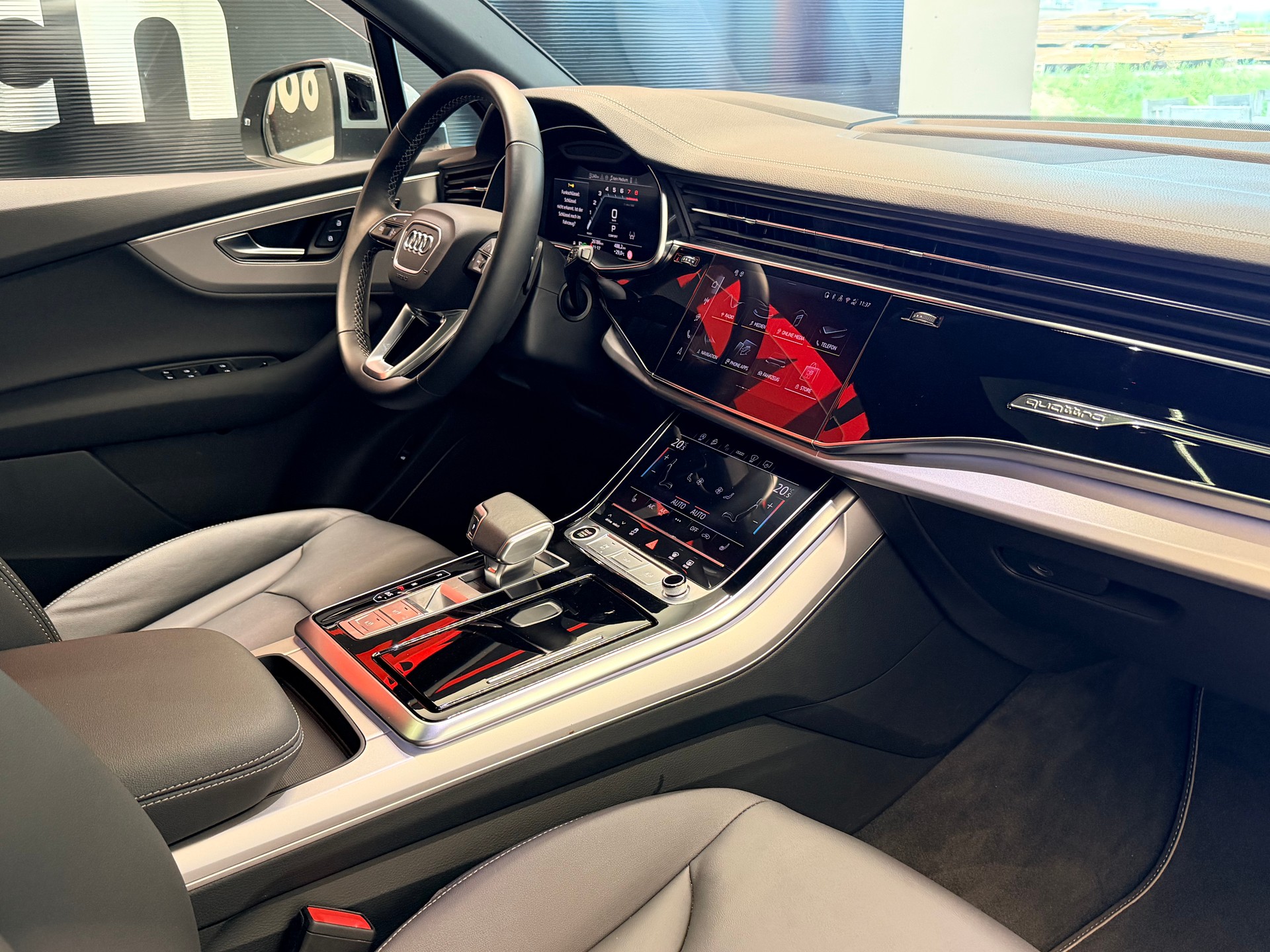 AUDI Q7 55 TFSI S line quattro tiptronic-image-21