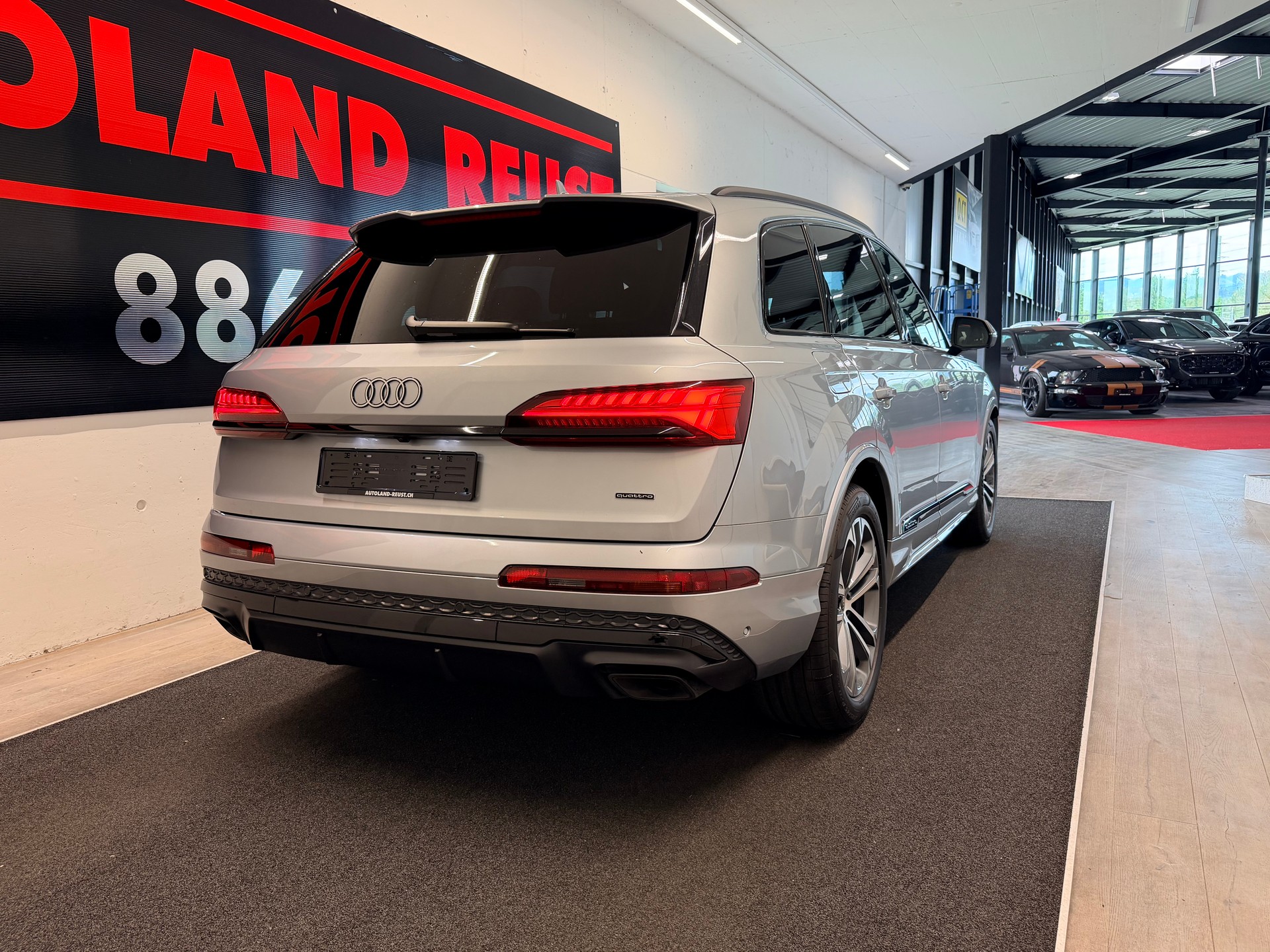 AUDI Q7 55 TFSI S line quattro tiptronic-image-6