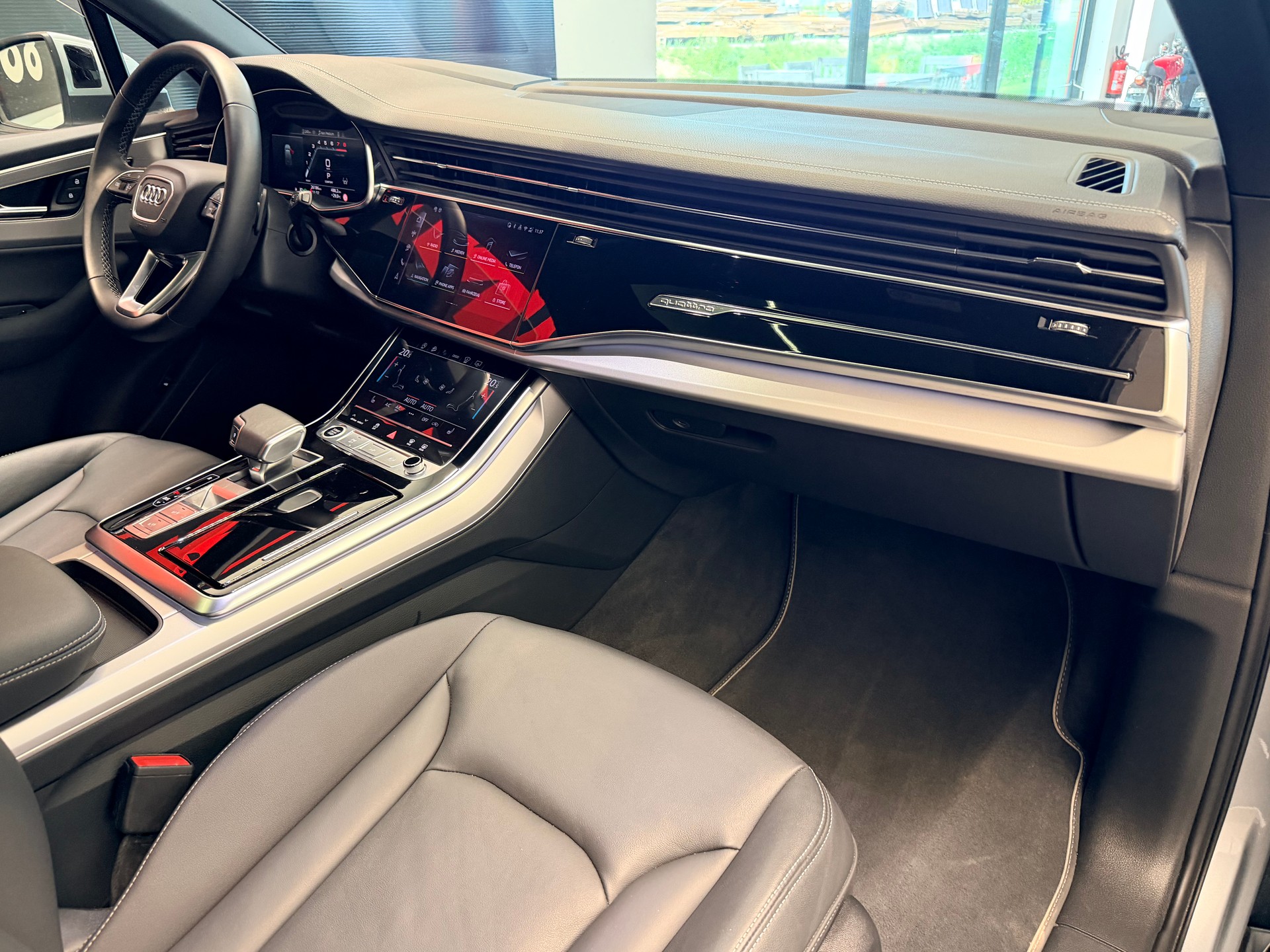 AUDI Q7 55 TFSI S line quattro tiptronic-image-20
