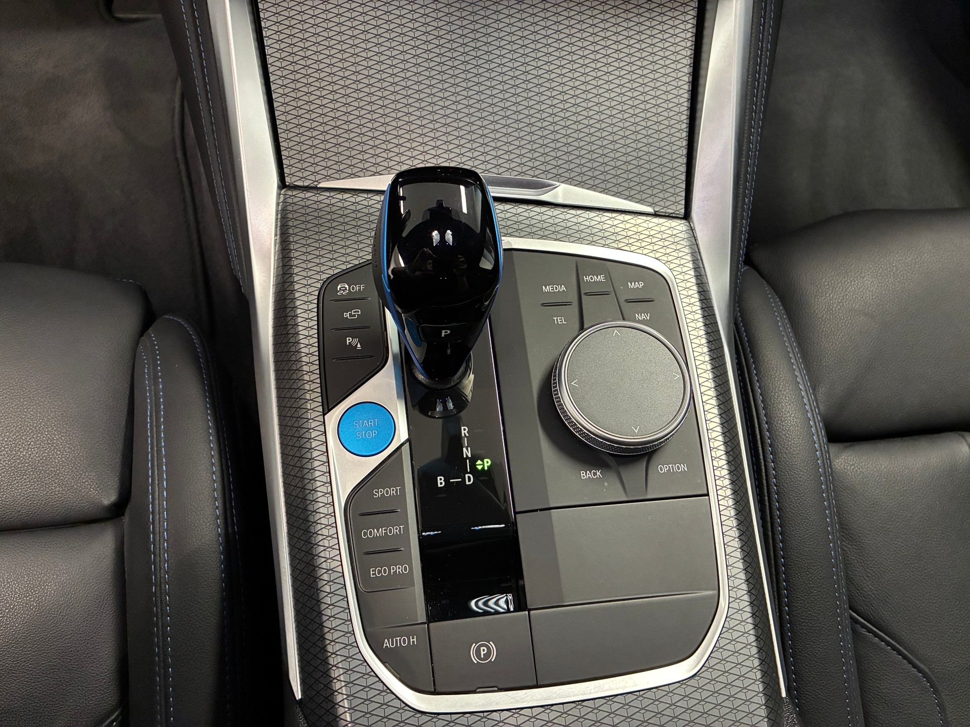 BMW i4 M50 M Sport Pro-image-11