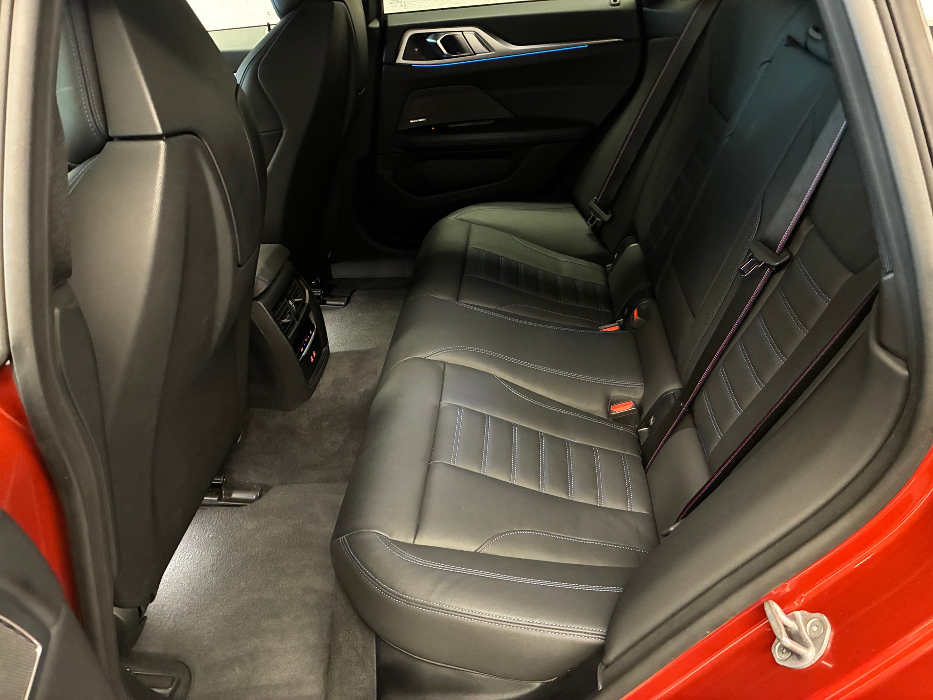 BMW i4 M50 M Sport Pro-image-14