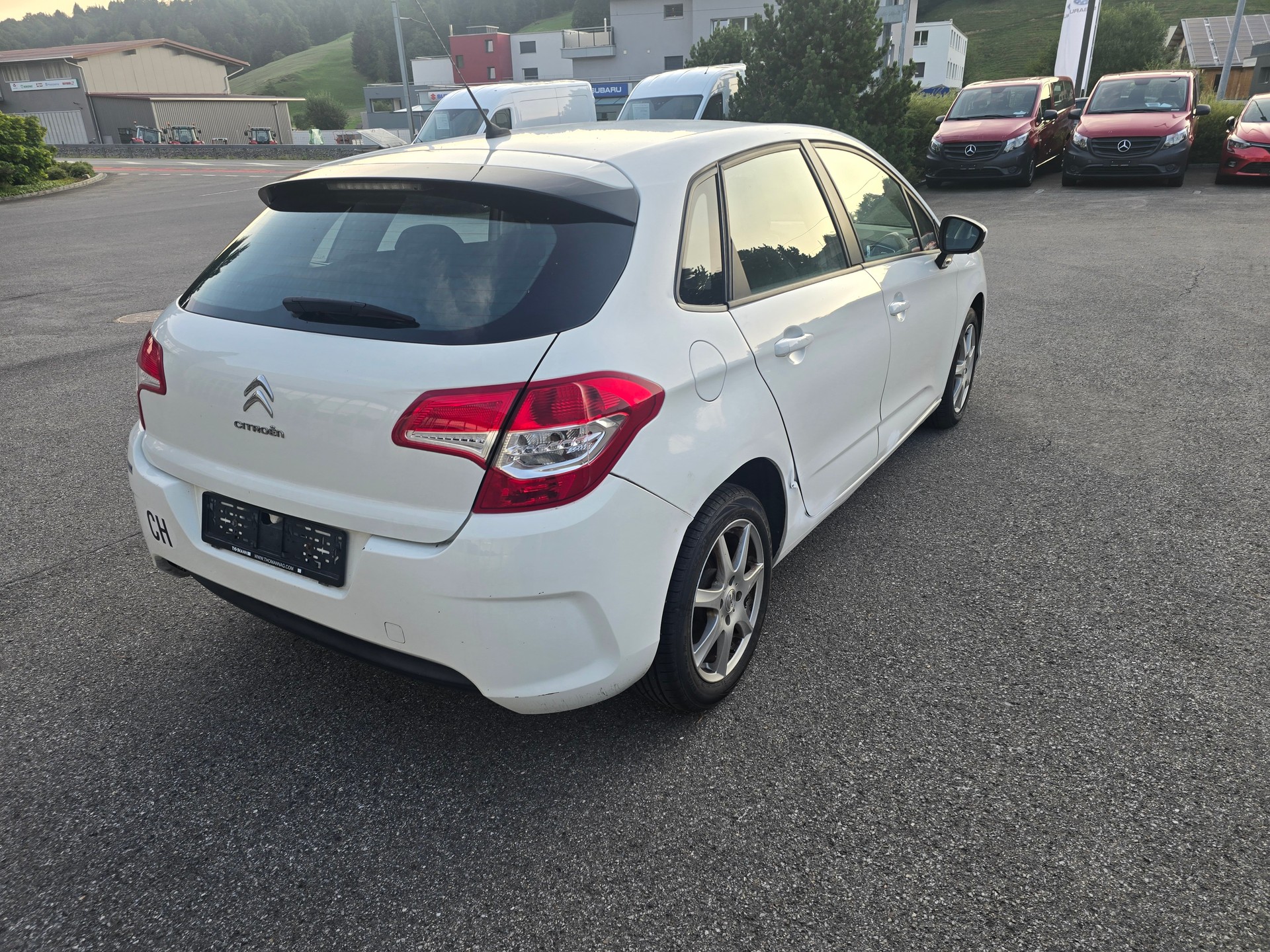 CITROEN C4 Berline 1.4 VTi Attraction-image-5