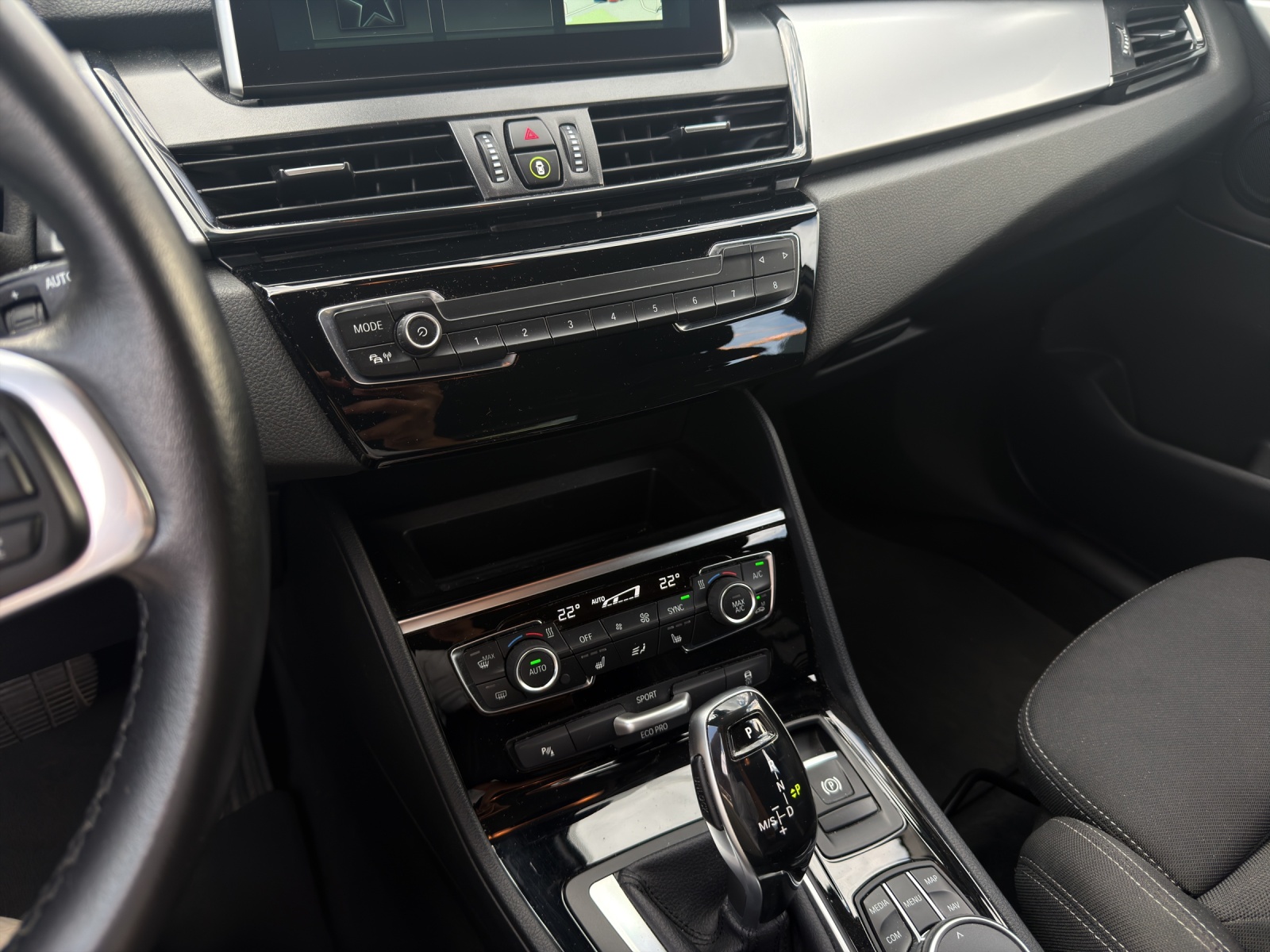 BMW 218d xDrive Active Tourer-image-20
