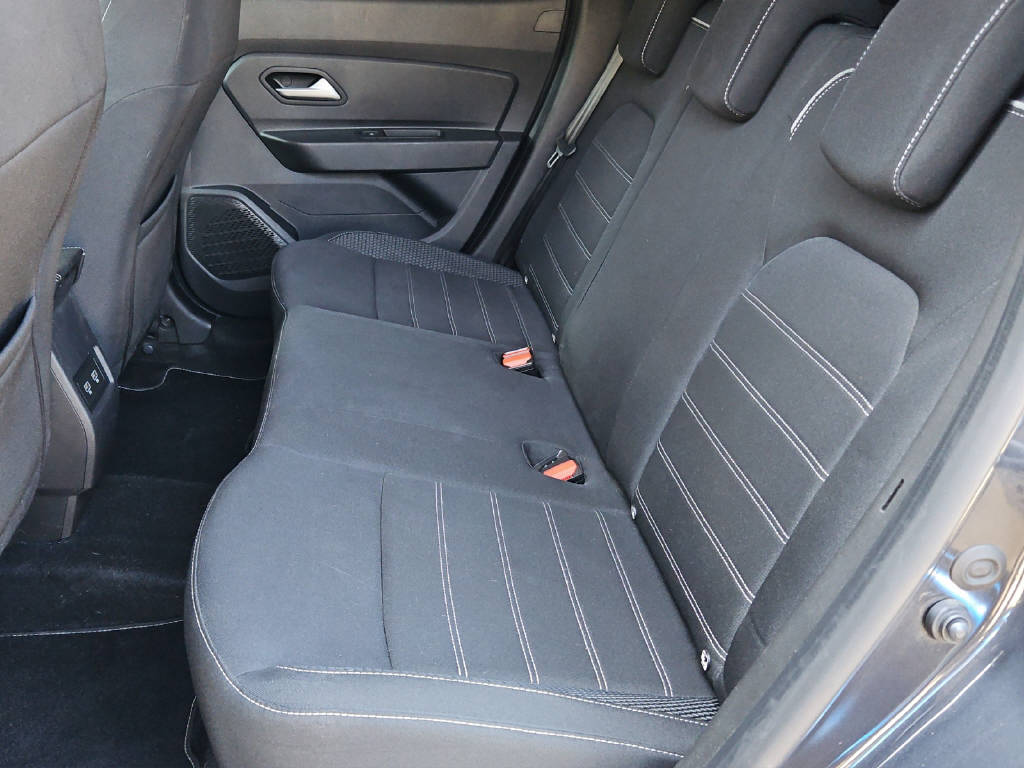 DACIA Duster 1.3 TCe 150 Journey EDC-image-5