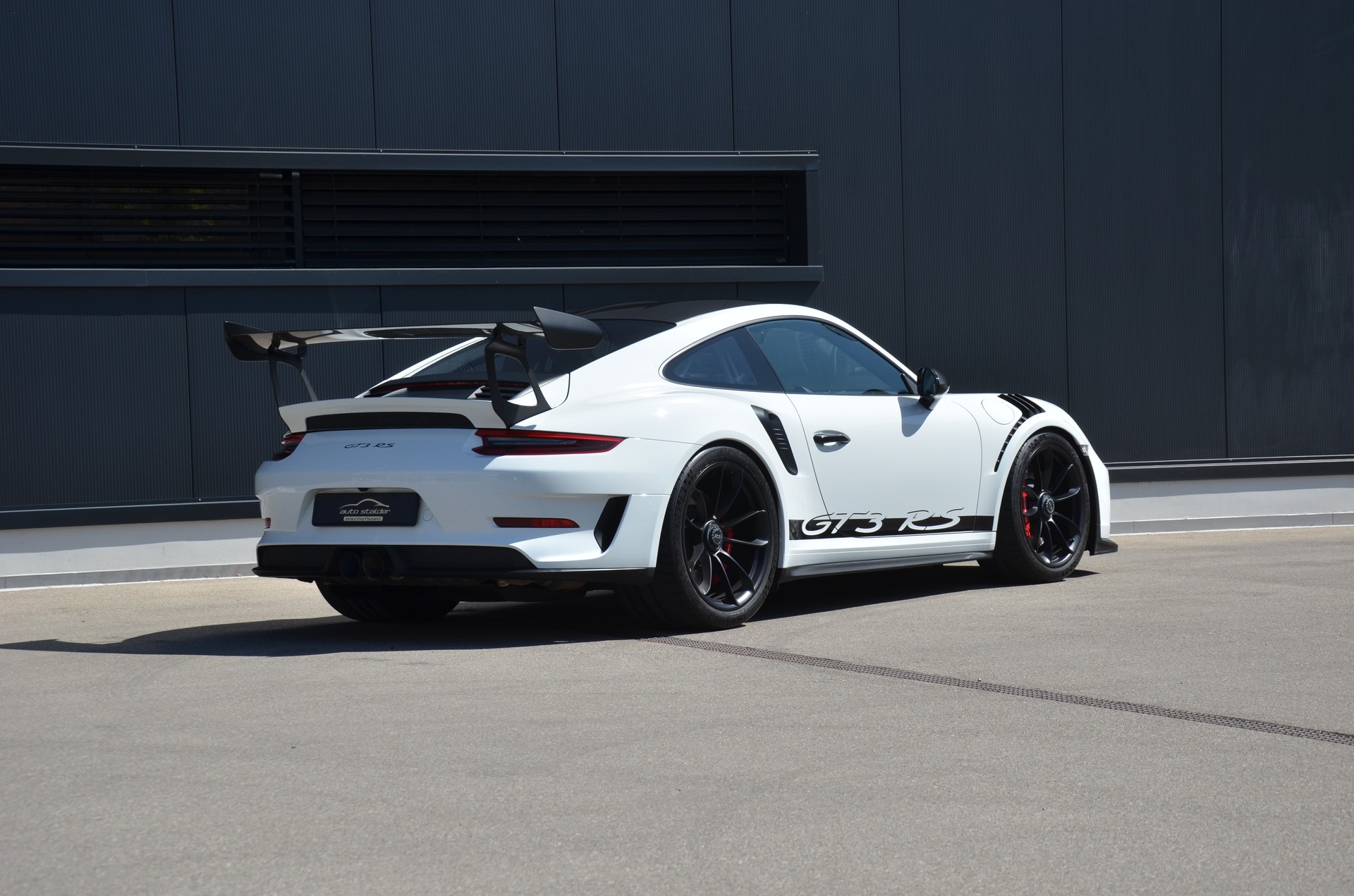 PORSCHE 911 GT3 RS PDK-showroom-element-2