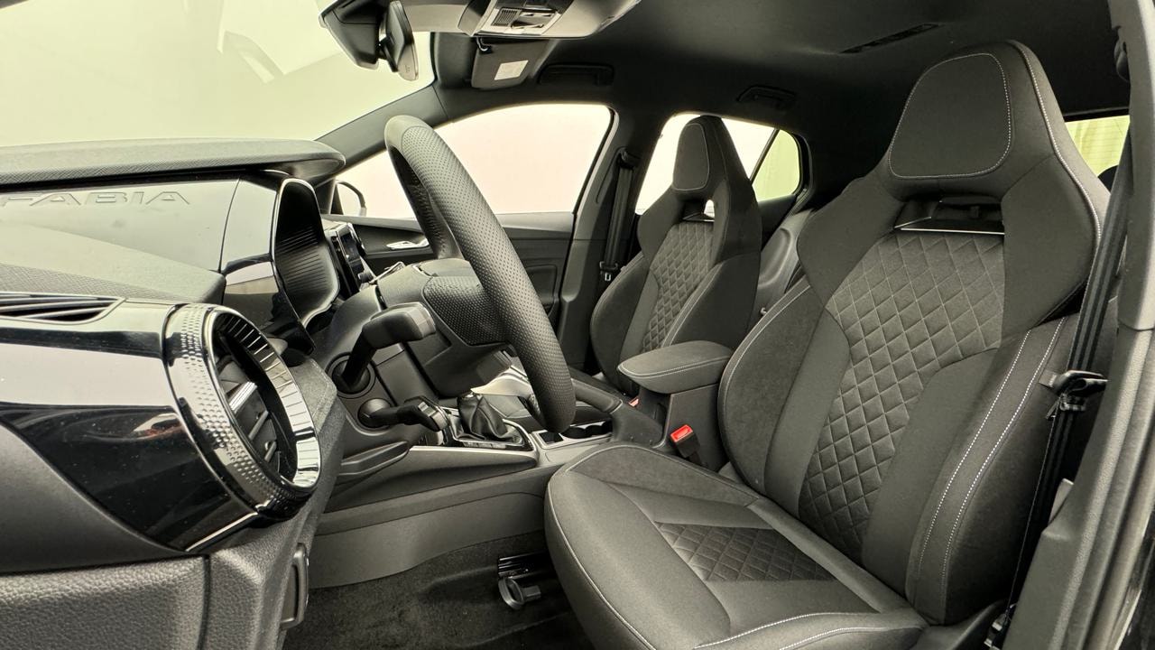 SKODA Fabia 1.5 TSI Monte Carlo DSG-image-4