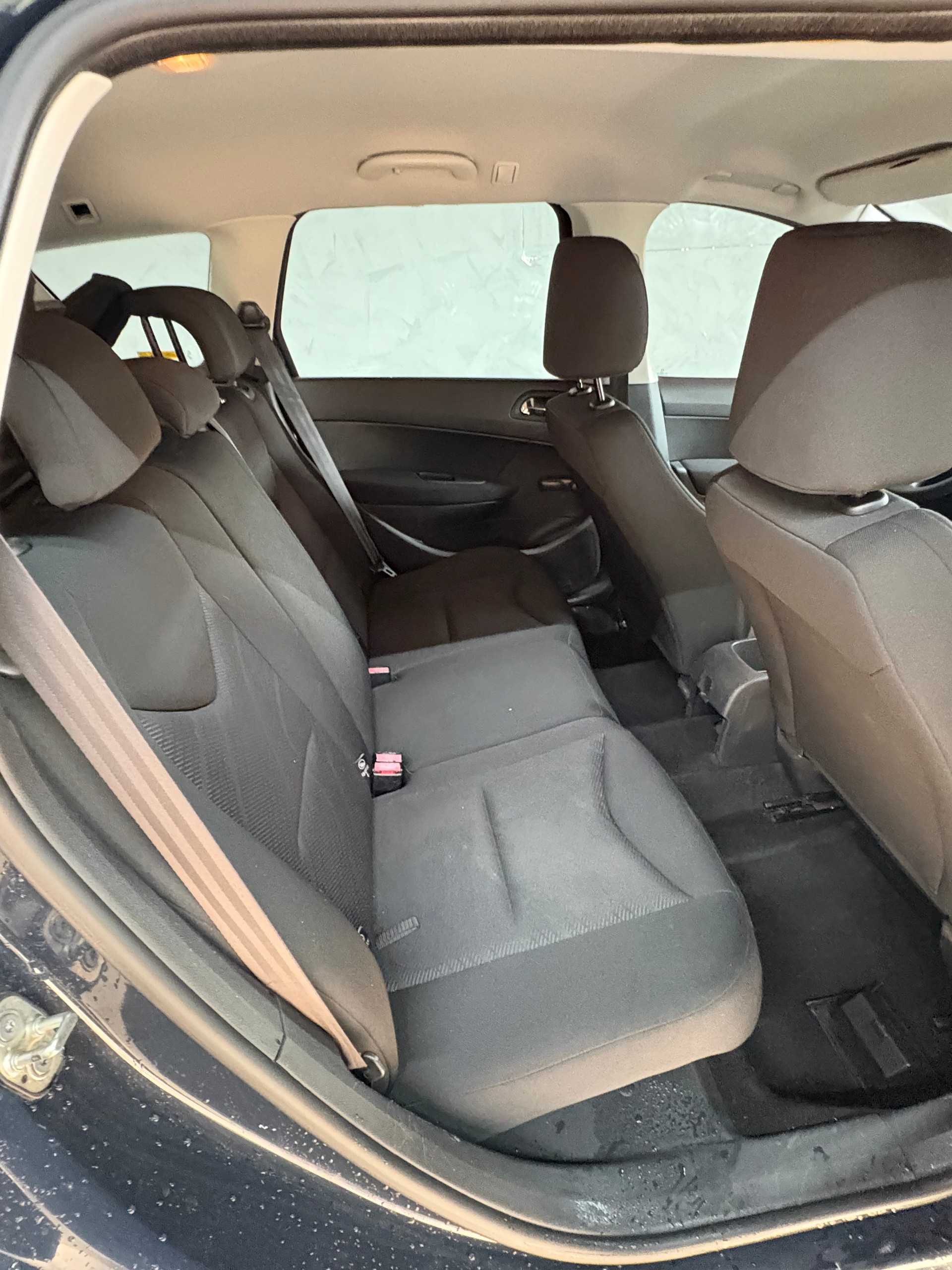 PEUGEOT 308 SW 1.6 HDI Access EGS6-image-8