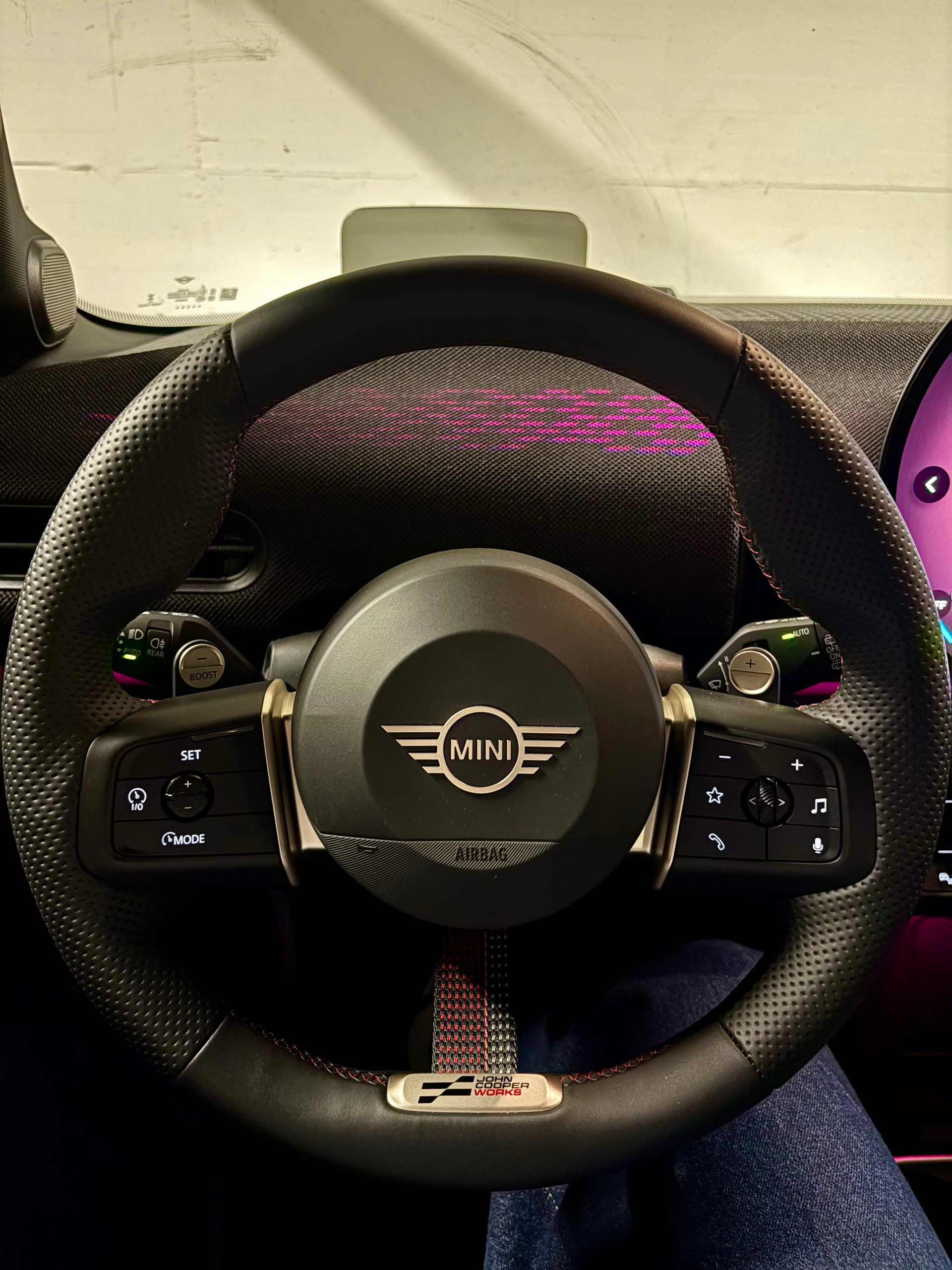 MINI COOPER S JCW Trim 5-Doors-image-2