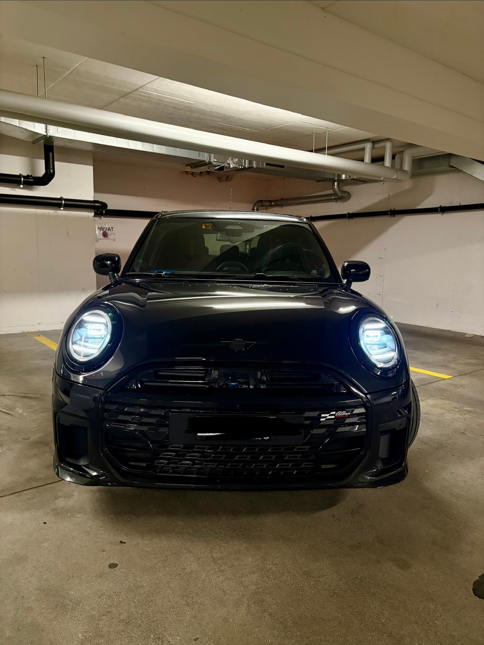 MINI COOPER S JCW Trim 5-Doors-image-1