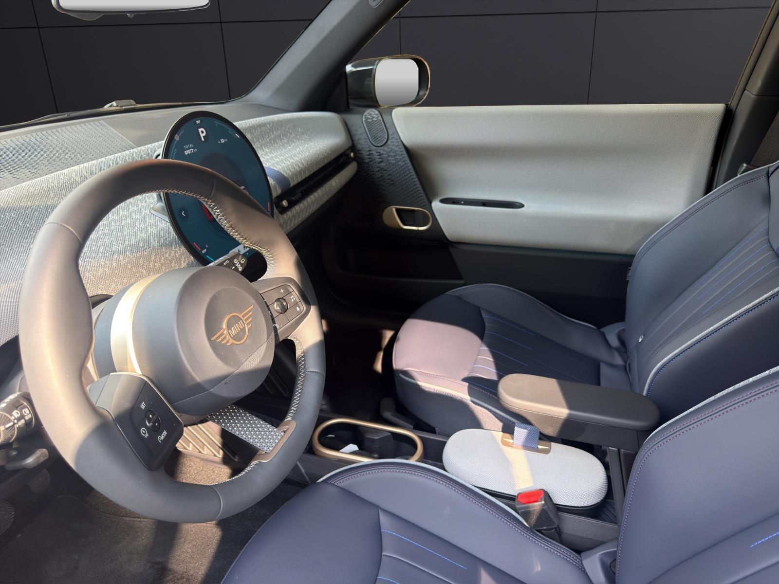 MINI J01 Cooper E-image-1