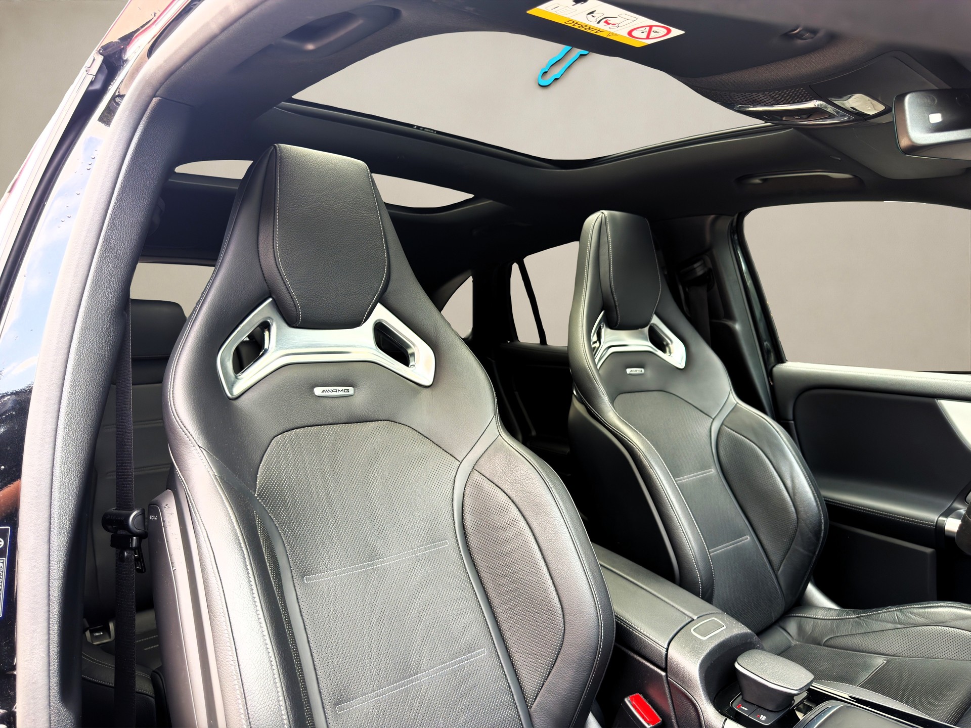 MERCEDES-BENZ GLA❗45 S AMG❗4Matic+ 8G-Speedshift DCT ✅CH-Fahrzeug & VOLL-AUSSTATTUNG✅-image-11