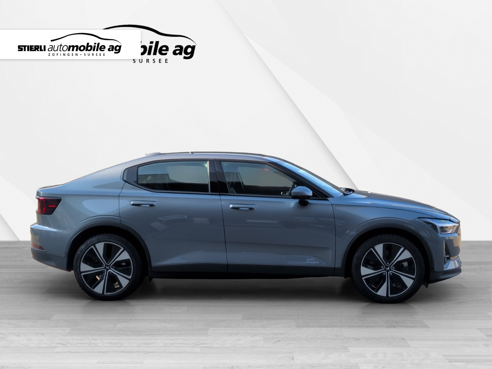 POLESTAR 2 Long Range Single Motor-showroom-element-3