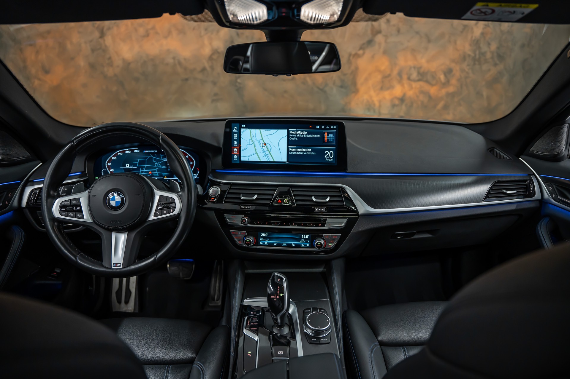 BMW M550i xDrive M Sport Pro Steptronic *M-Performance*Facelift*Laser*Head-Up*Panorama*-image-15