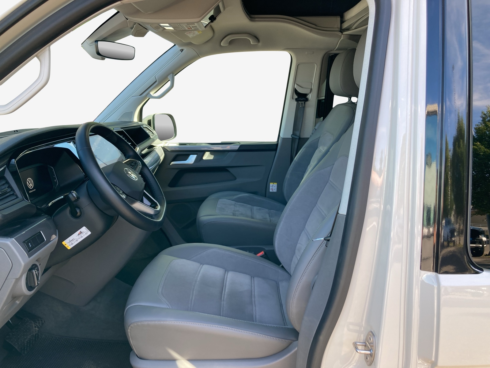 VW T6.1 California 2.0 Bi-TDI Ocean Liberty 4Motion DSG-image-7