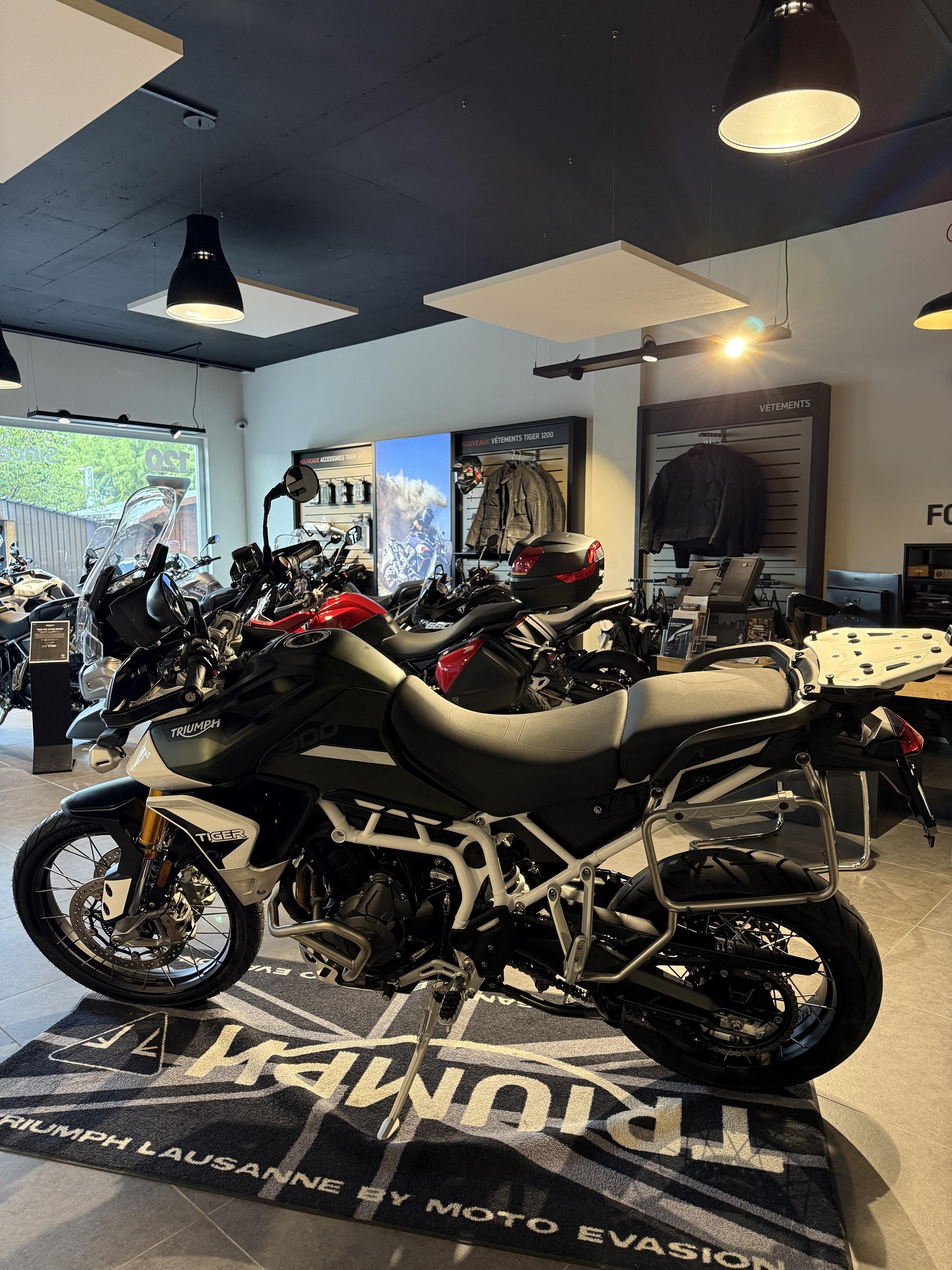 TRIUMPH Tiger 900 Rally Pro-showroom-element-1