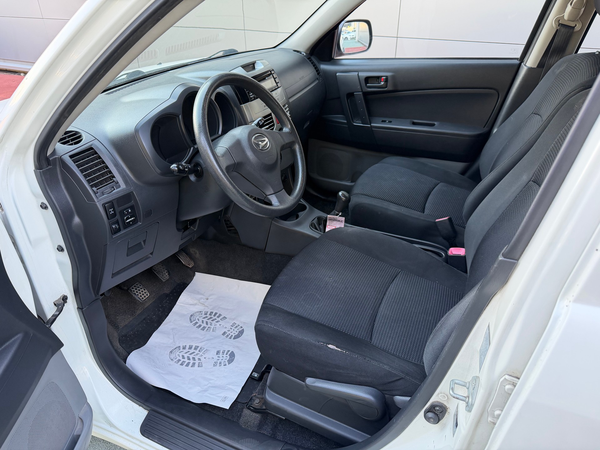 DAIHATSU Terios 1.5 16V 4WD-image-8