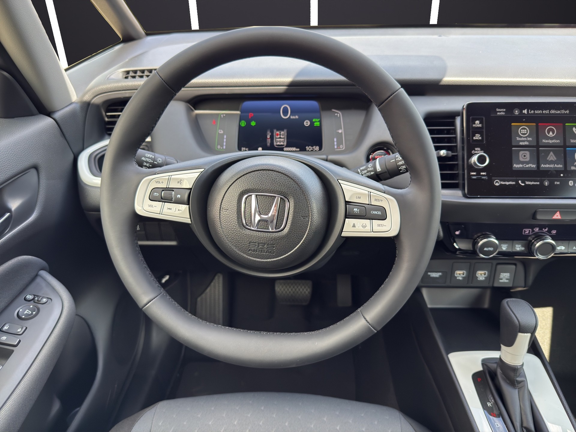 HONDA Jazz 1.5i-MMD Elegance E-CVT-image-9