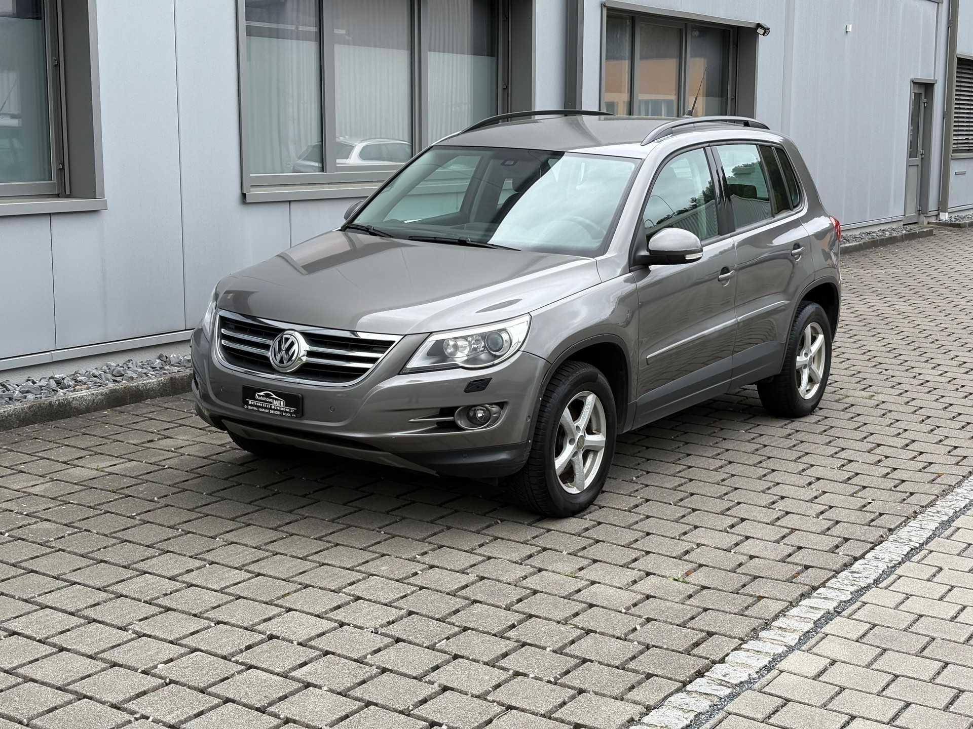 VW Tiguan 2.0 TSI Track&Field 4MOTION-image-1