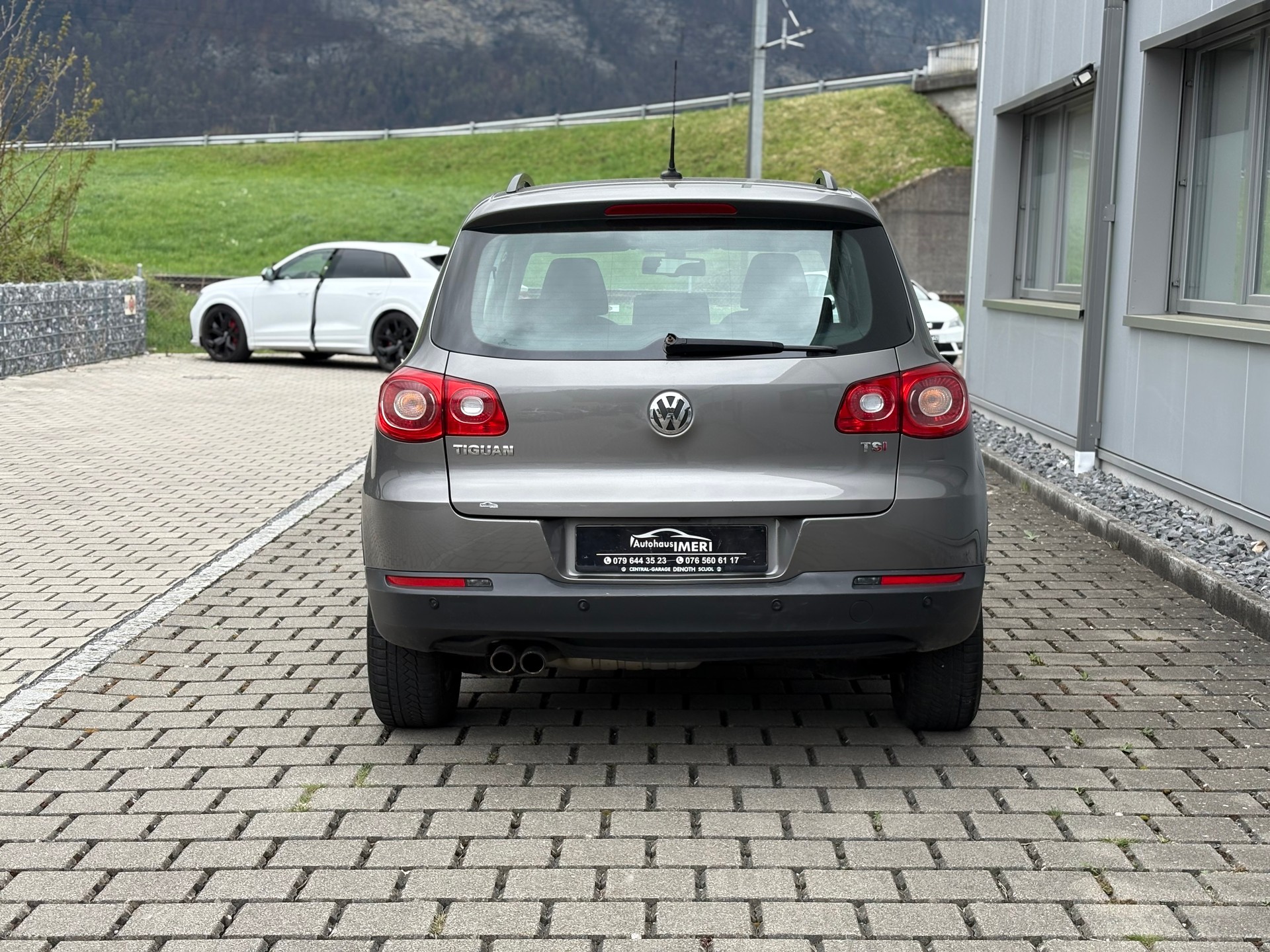 VW Tiguan 2.0 TSI Track&Field 4MOTION-image-7