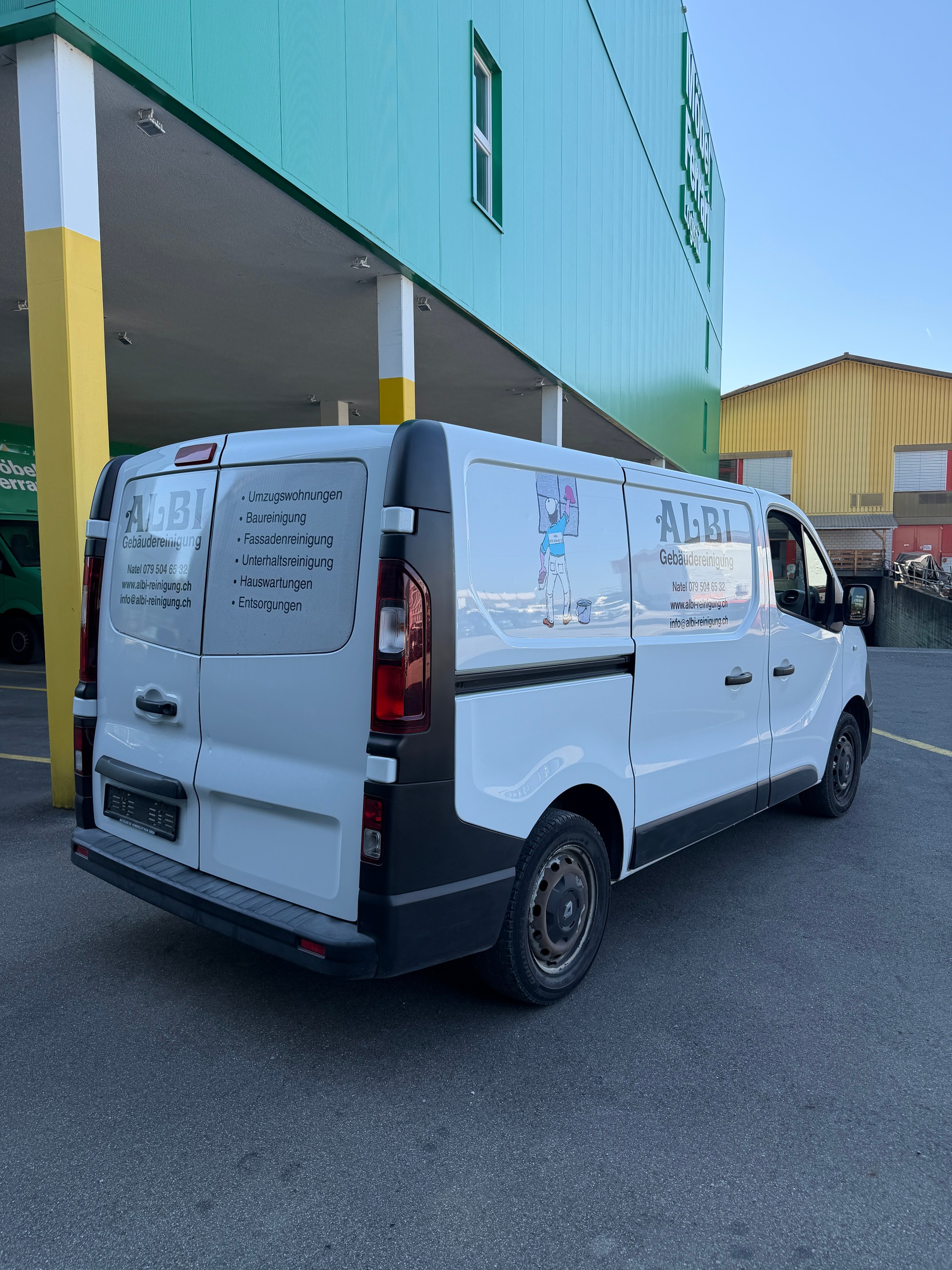RENAULT Trafic 1.6 dCi 90 2.7t Access L1H1-image-6