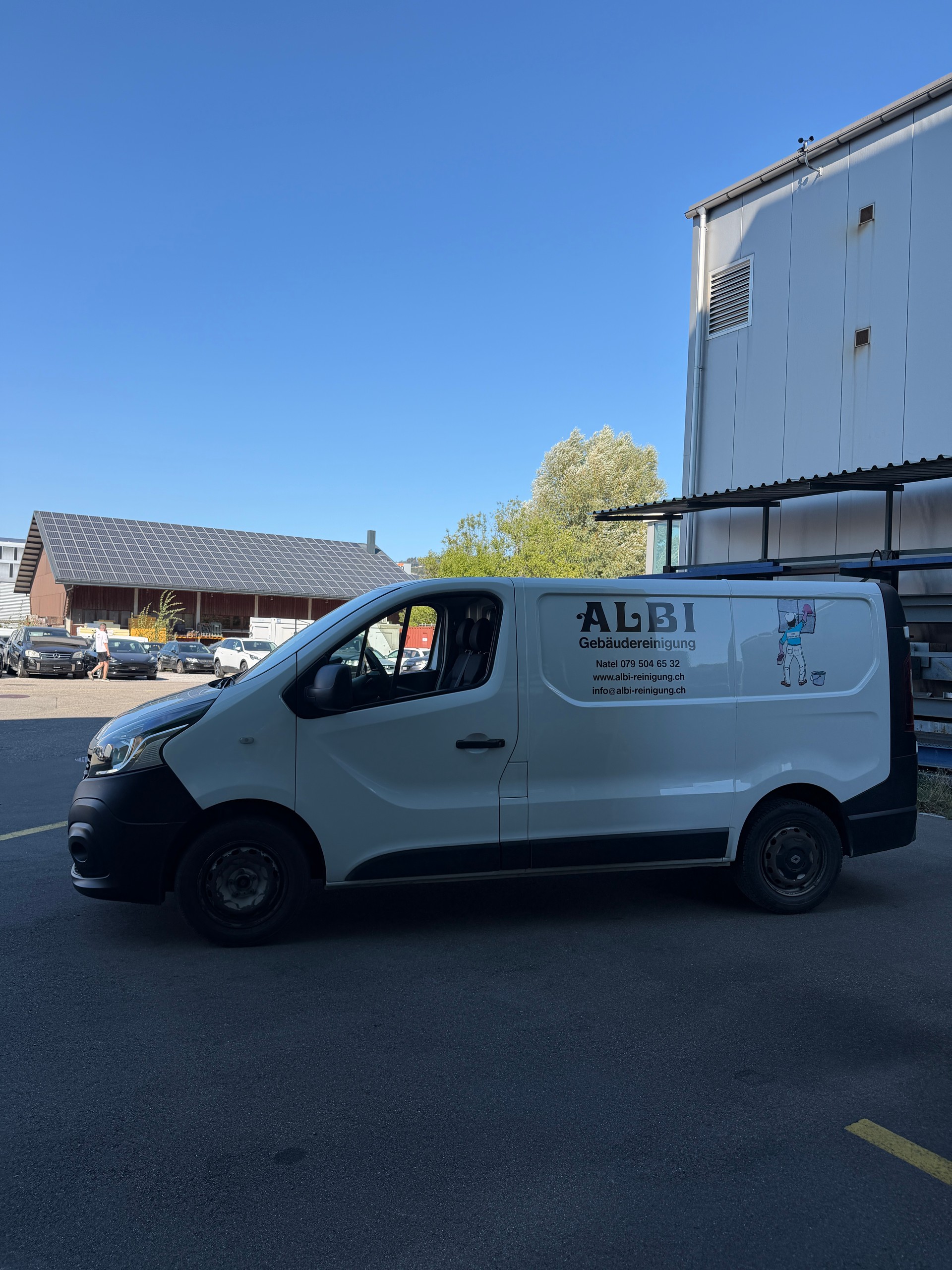 RENAULT Trafic 1.6 dCi 90 2.7t Access L1H1-image-3