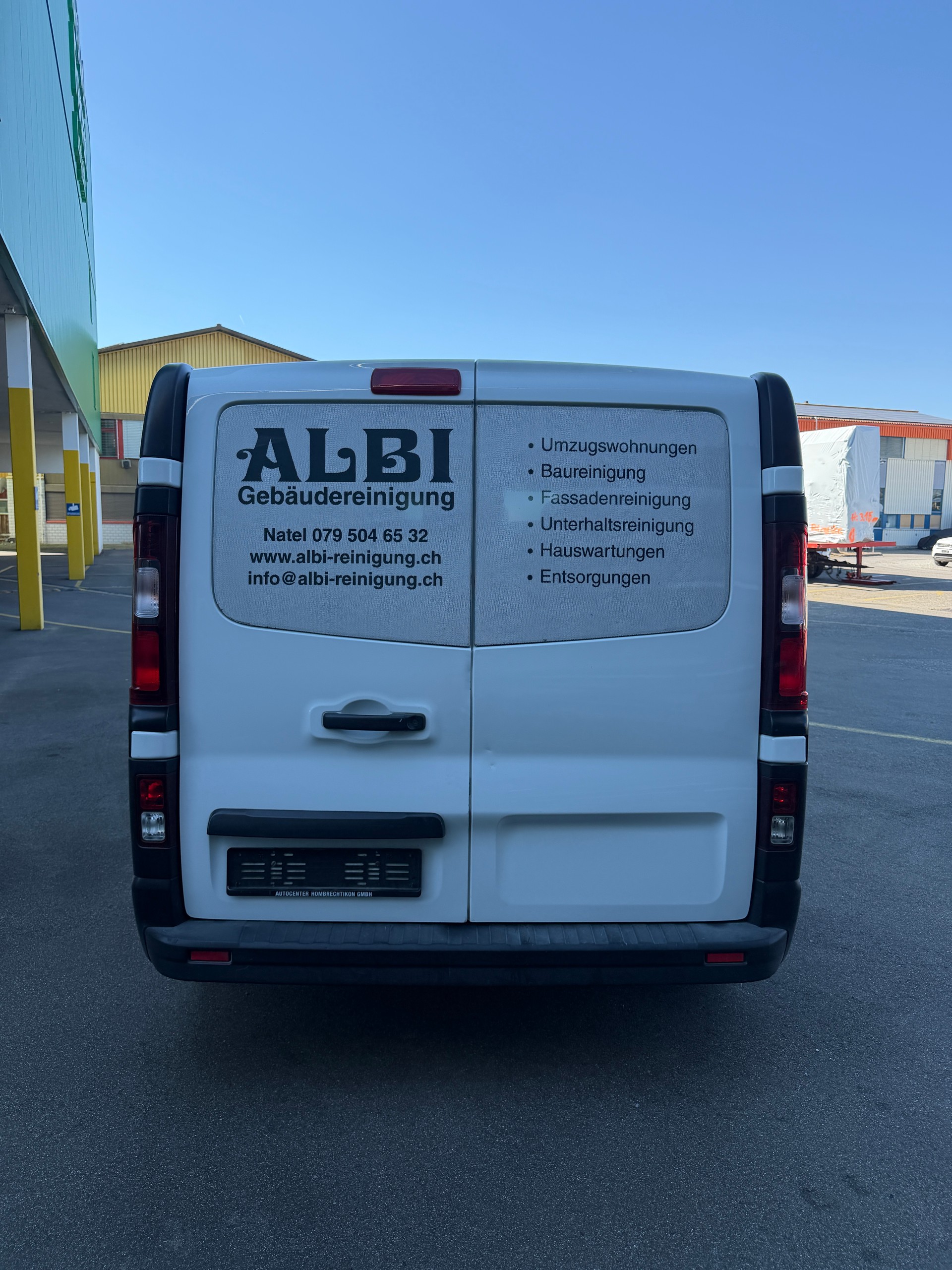 RENAULT Trafic 1.6 dCi 90 2.7t Access L1H1-image-5