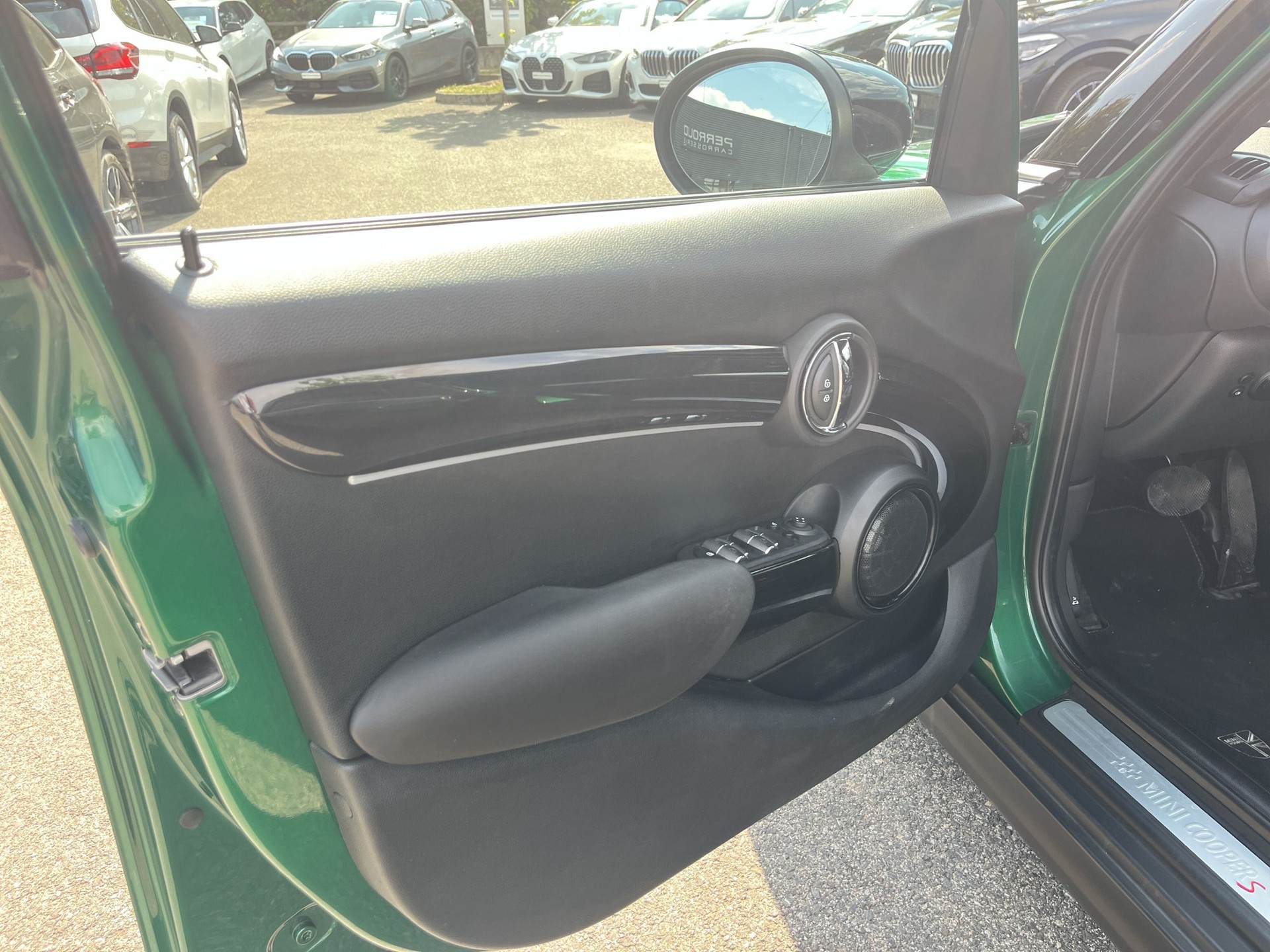 MINI Cooper S Trafalgar Edition Steptronic DKG-image-16