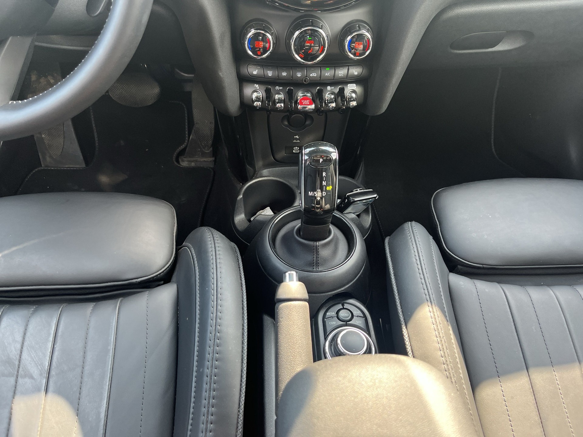 MINI Cooper S Trafalgar Edition Steptronic DKG-image-12