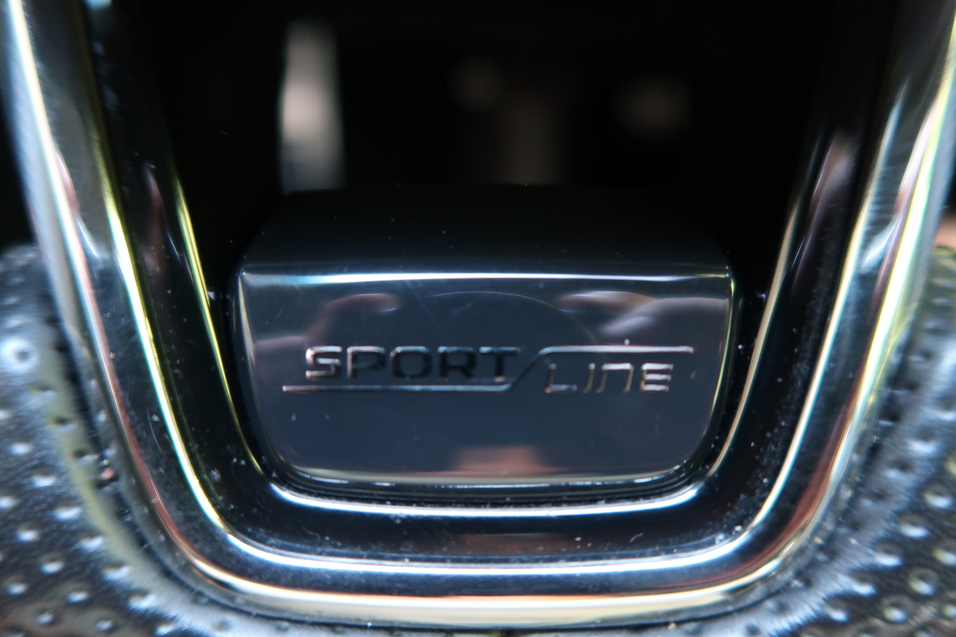 SKODA Octavia Combi 2.0 TSI SportLine DSG 4x4-image-18