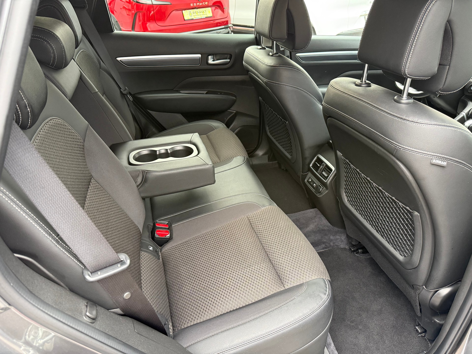 RENAULT Koleos 2.0 dCi Techno 4WD Xtronic CVT-image-4
