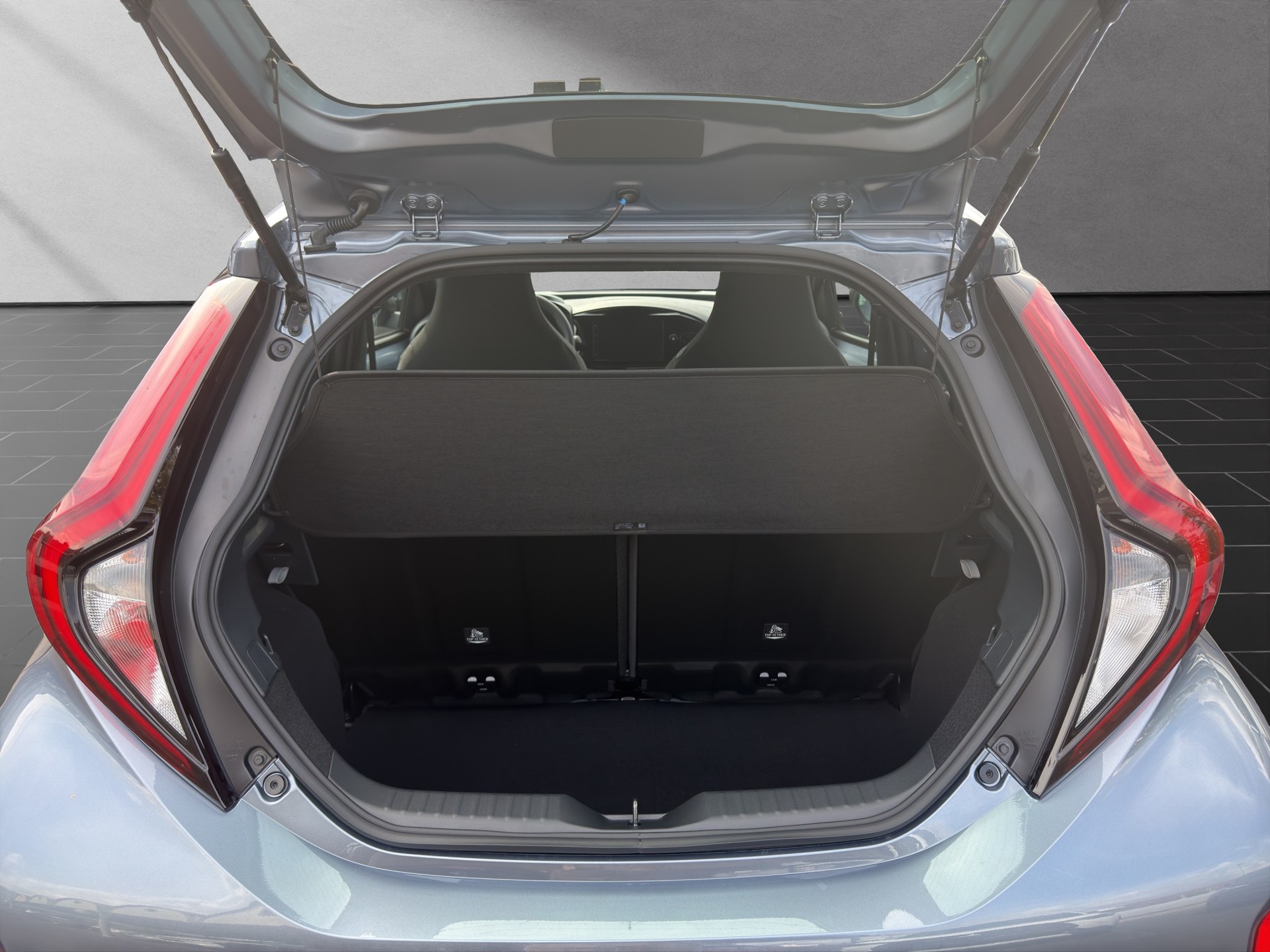 TOYOTA Aygo X 1.5 VVT-i HSD Comfort-image-9
