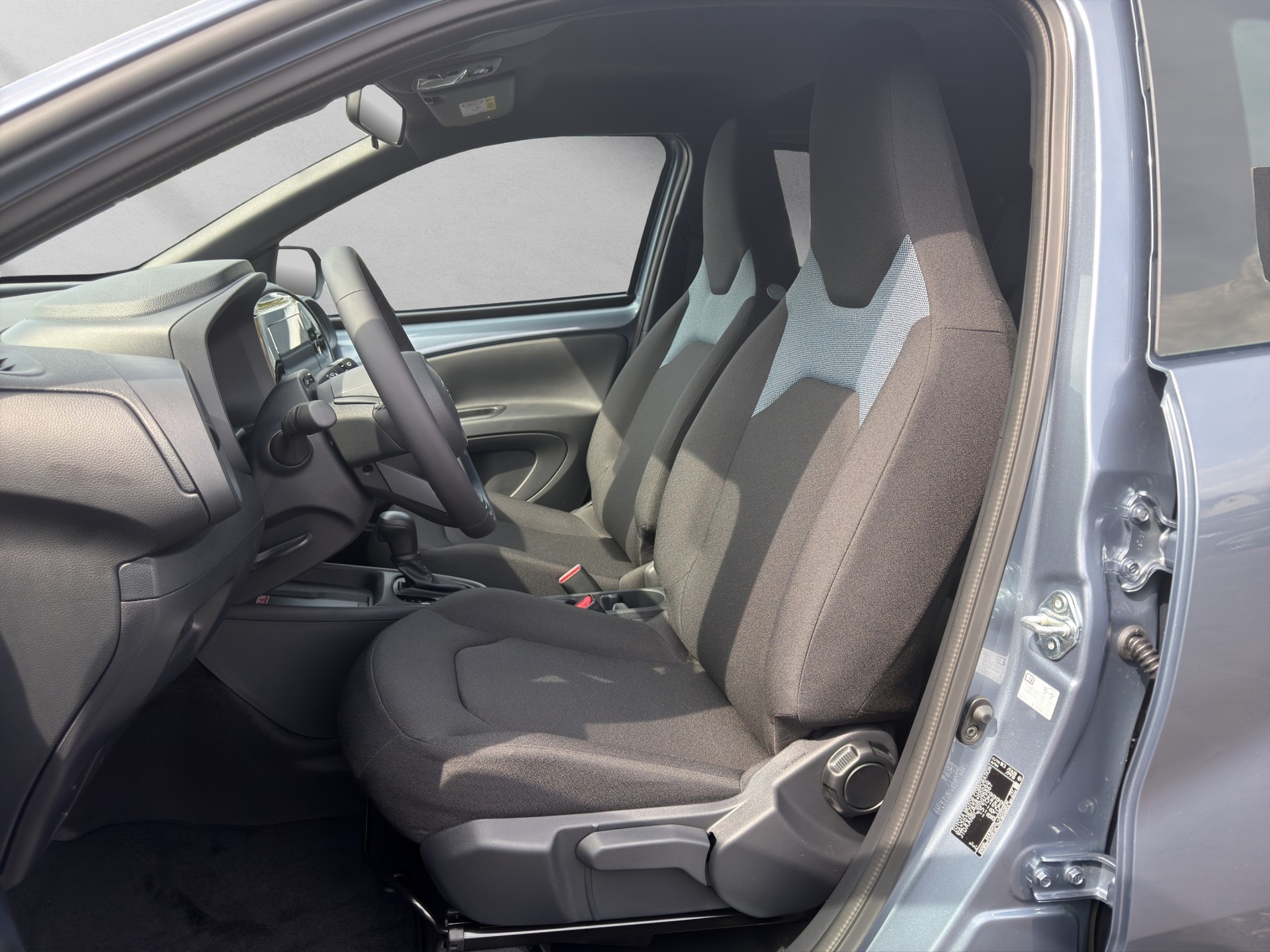 TOYOTA Aygo X 1.5 VVT-i HSD Comfort-image-7