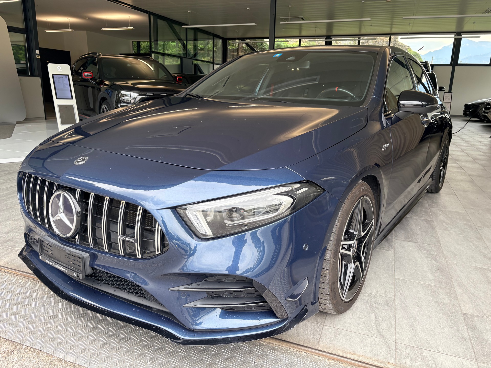 MERCEDES-BENZ A 35 AMG 4matic-image-0