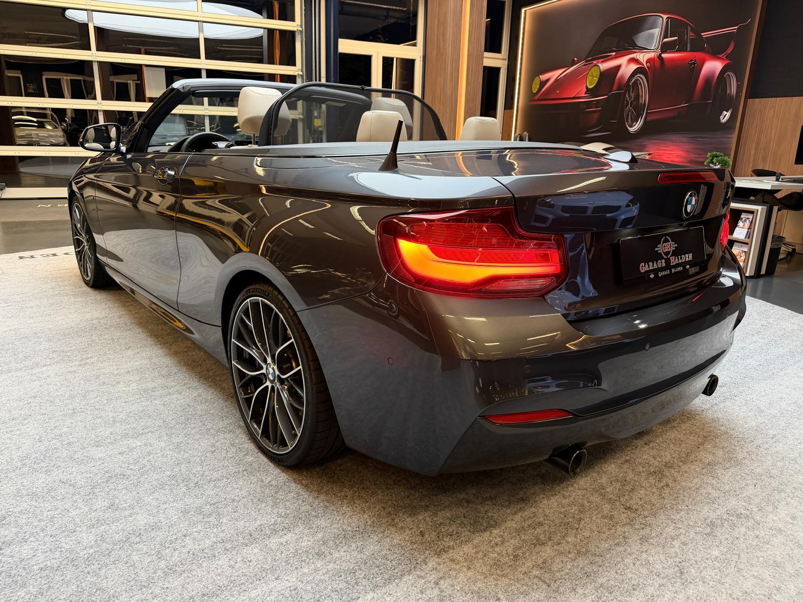 BMW M235i xDrive SAG Cabrio-image-6