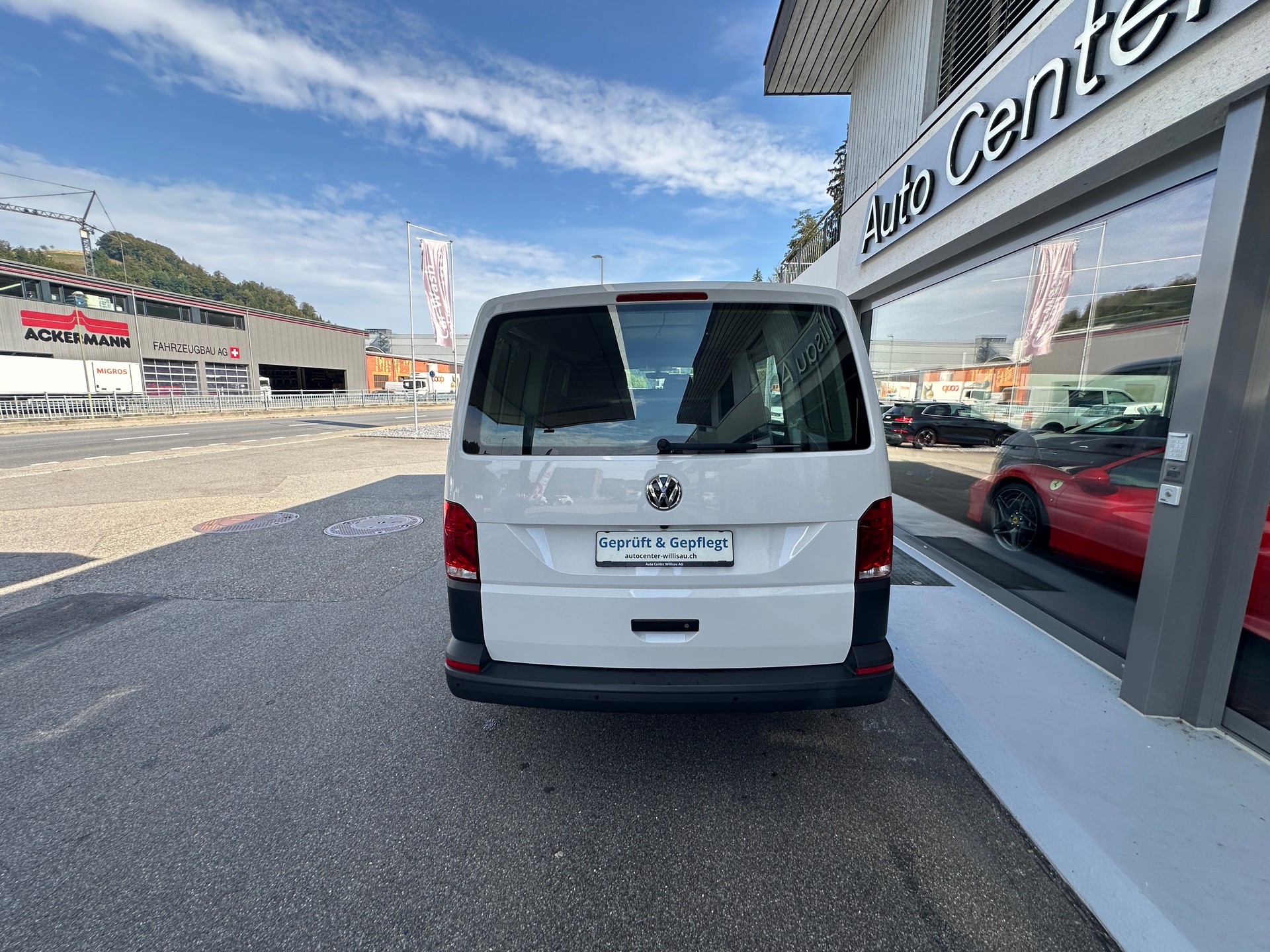 VW T6.1 2.0 TDI DSG-image-11