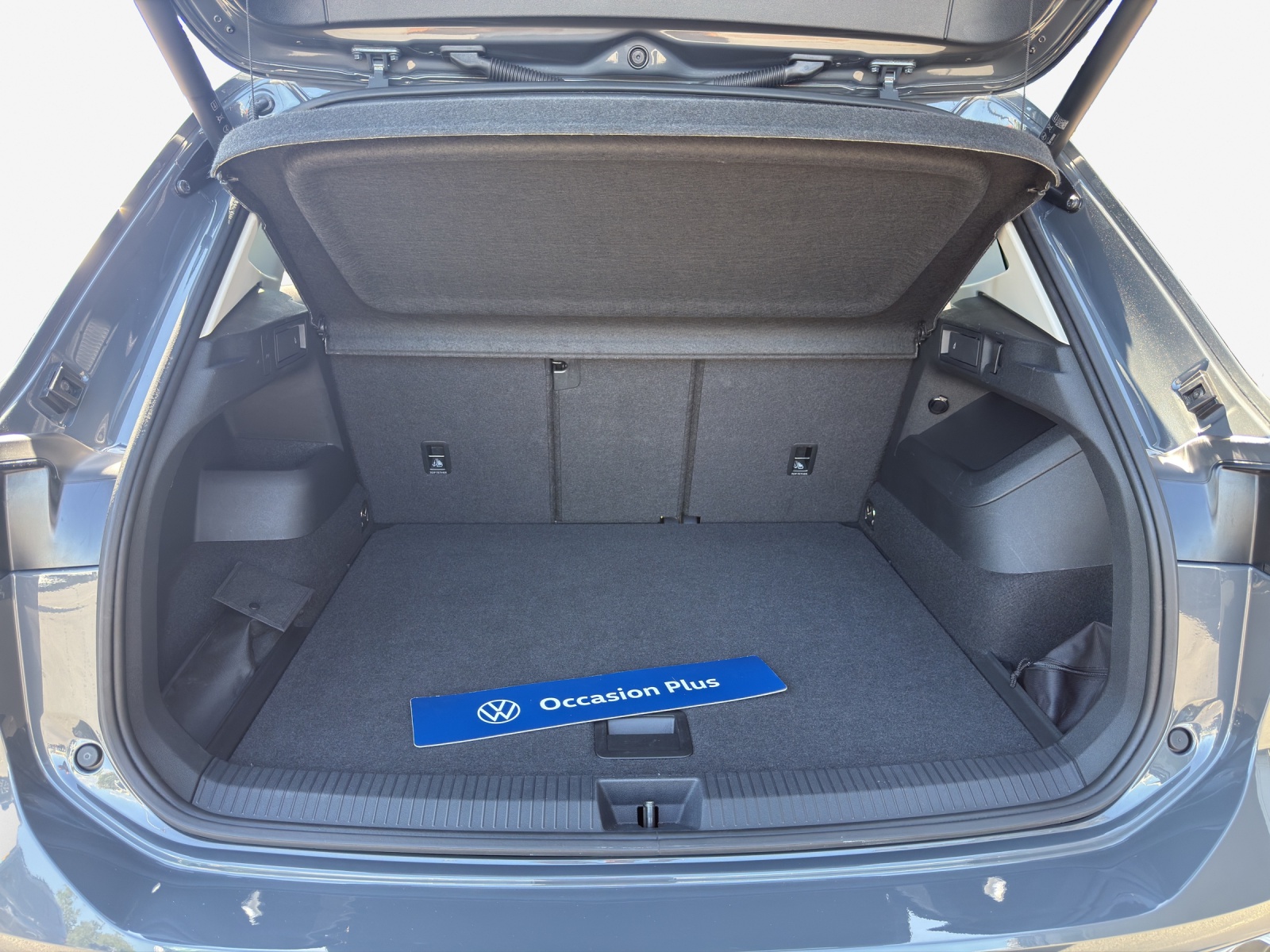 VW Tiguan 2.0 TSI DSG Elegance 4Motion-image-12