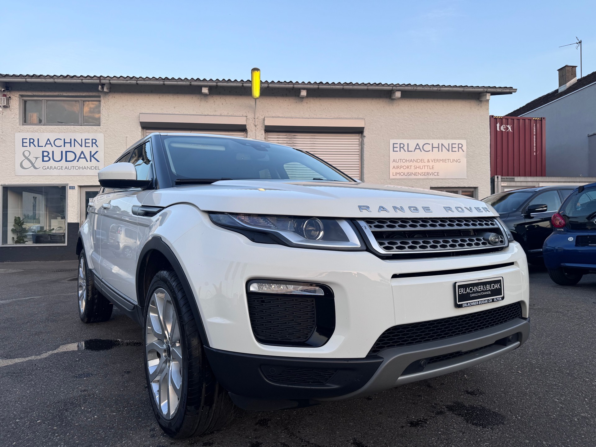 LAND ROVER Range Rover Evoque 2.0 TD4 SE Advantage AT9-image-0