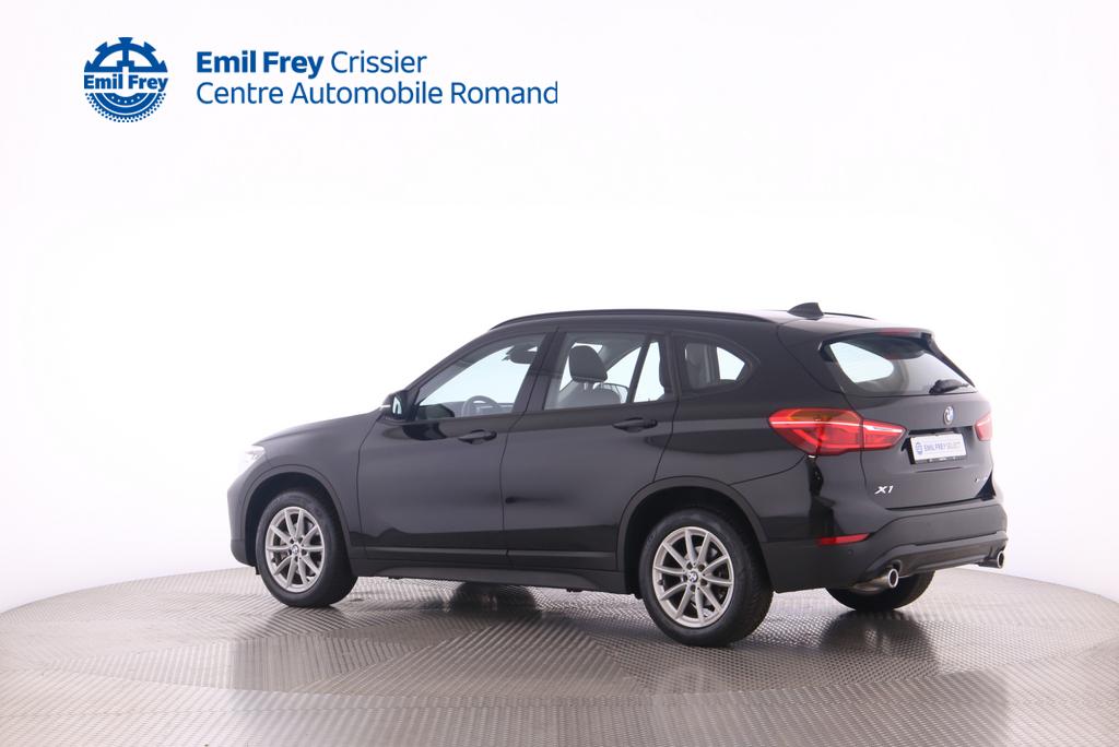 BMW X1 18d xDrive SAG-image-1