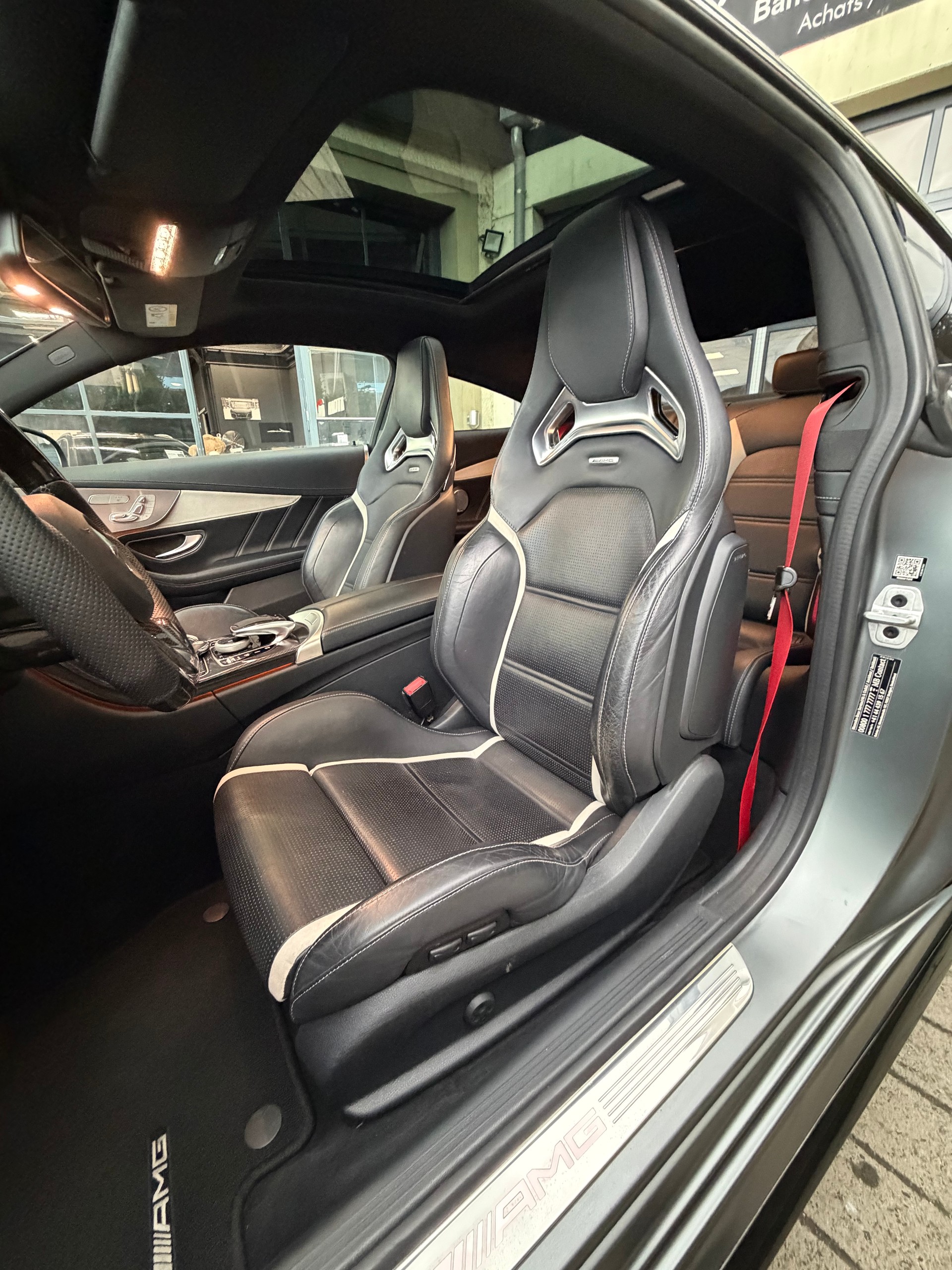MERCEDES-BENZ C 63 S AMG Speedshift-image-4