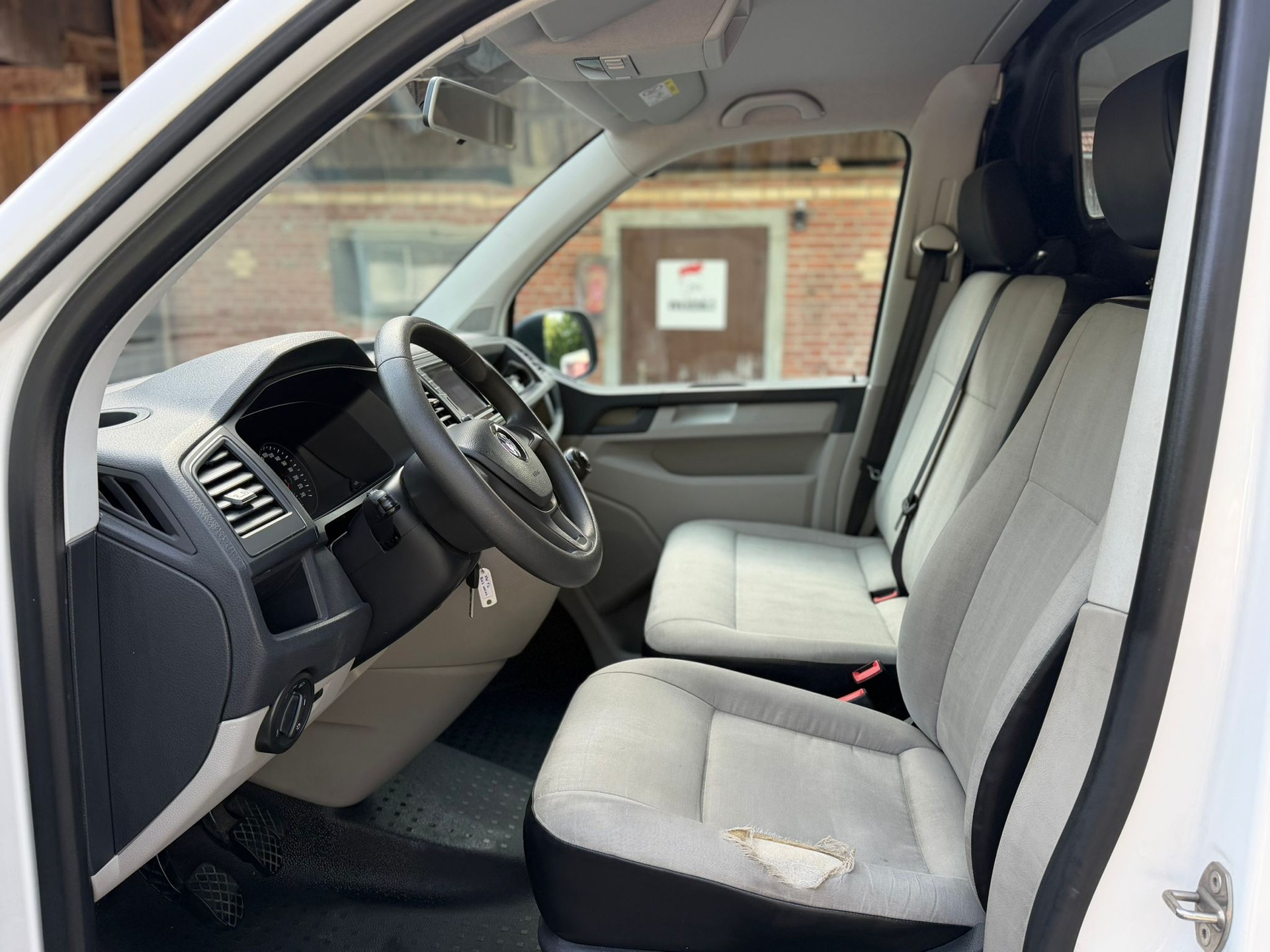 VW T6 2.0 TDI Euro 6-image-5