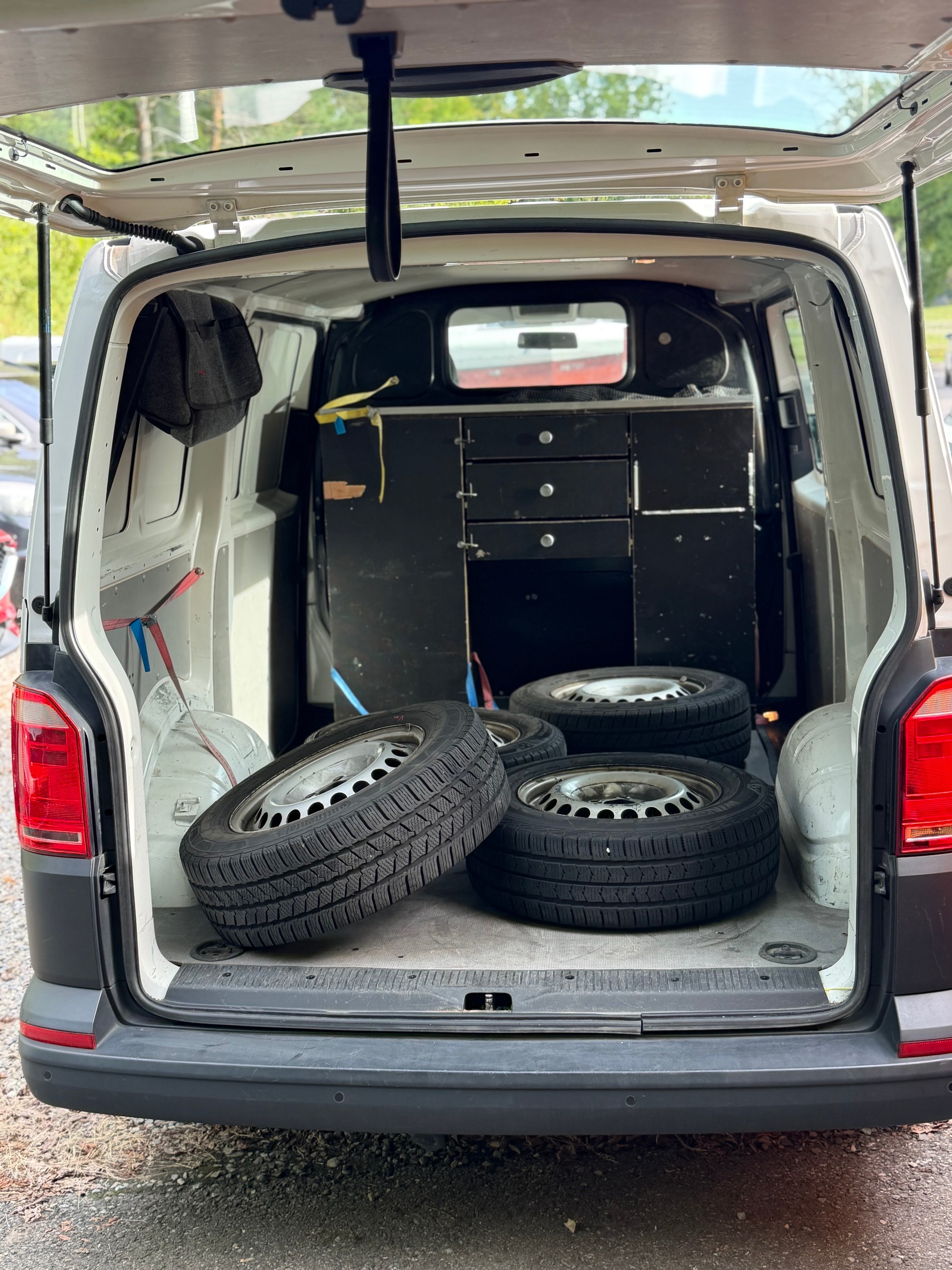 VW T6 2.0 TDI Euro 6-image-10