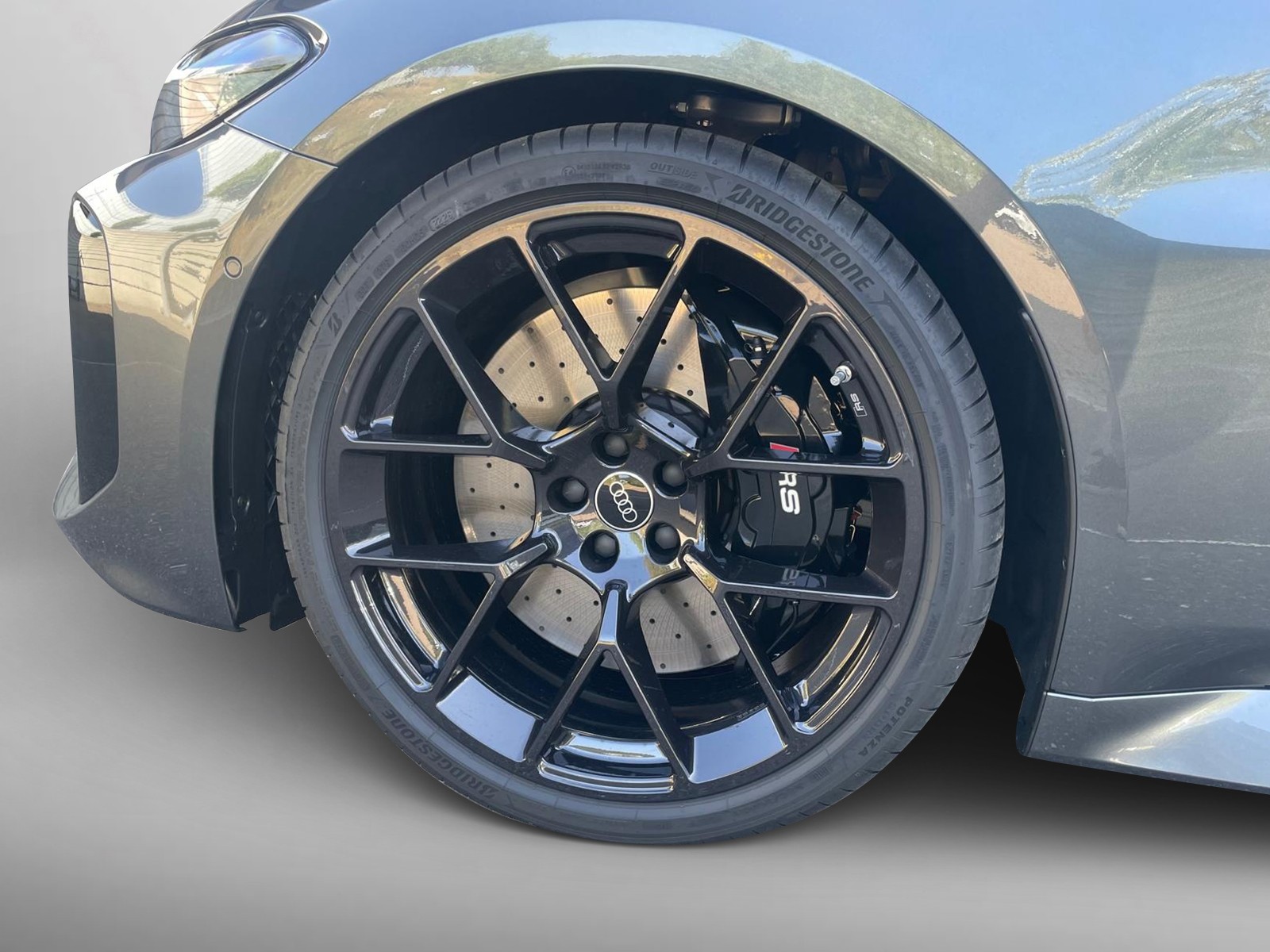 AUDI RS 5 Avant TFSI 470 kW Tiptronic quattro-image-3