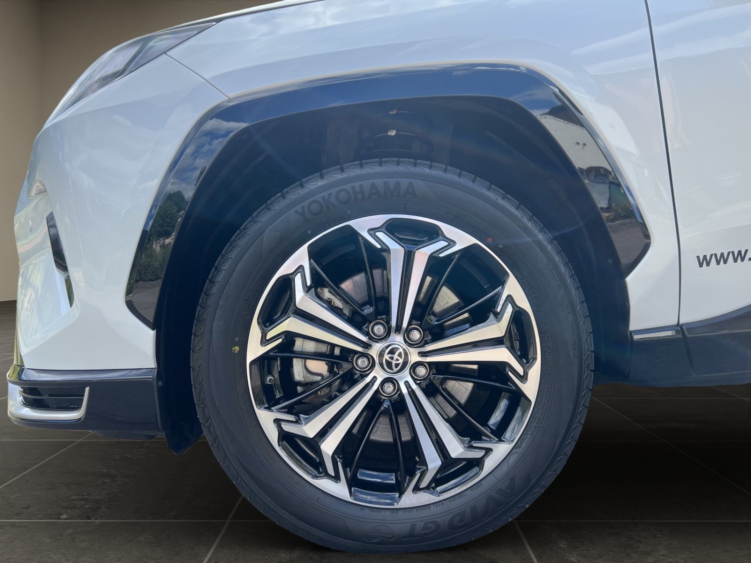 TOYOTA RAV4 2.5 Plug-In-Hybrid Platinum-image-26