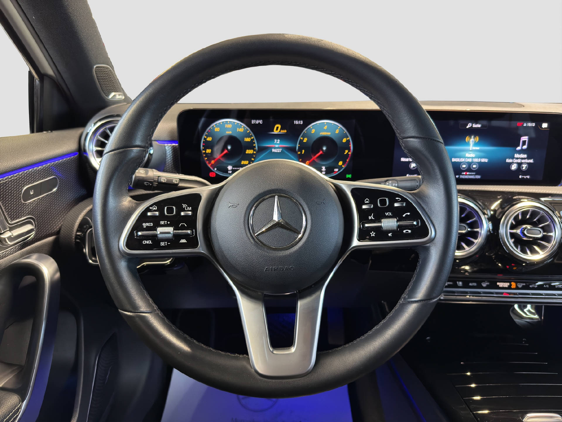 MERCEDES-BENZ A 180 Night Star-image-8