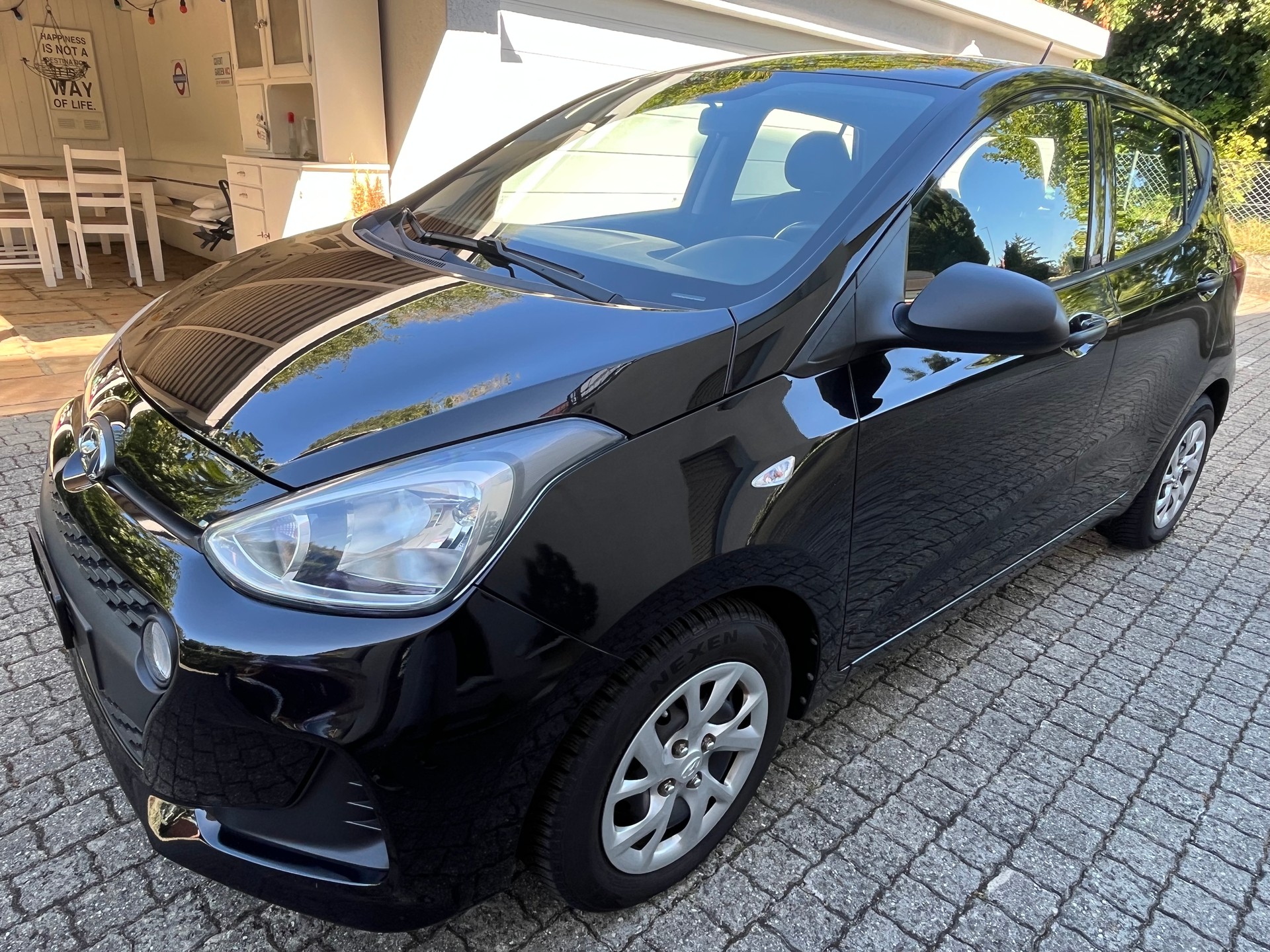 HYUNDAI i10 1.0 Amplia