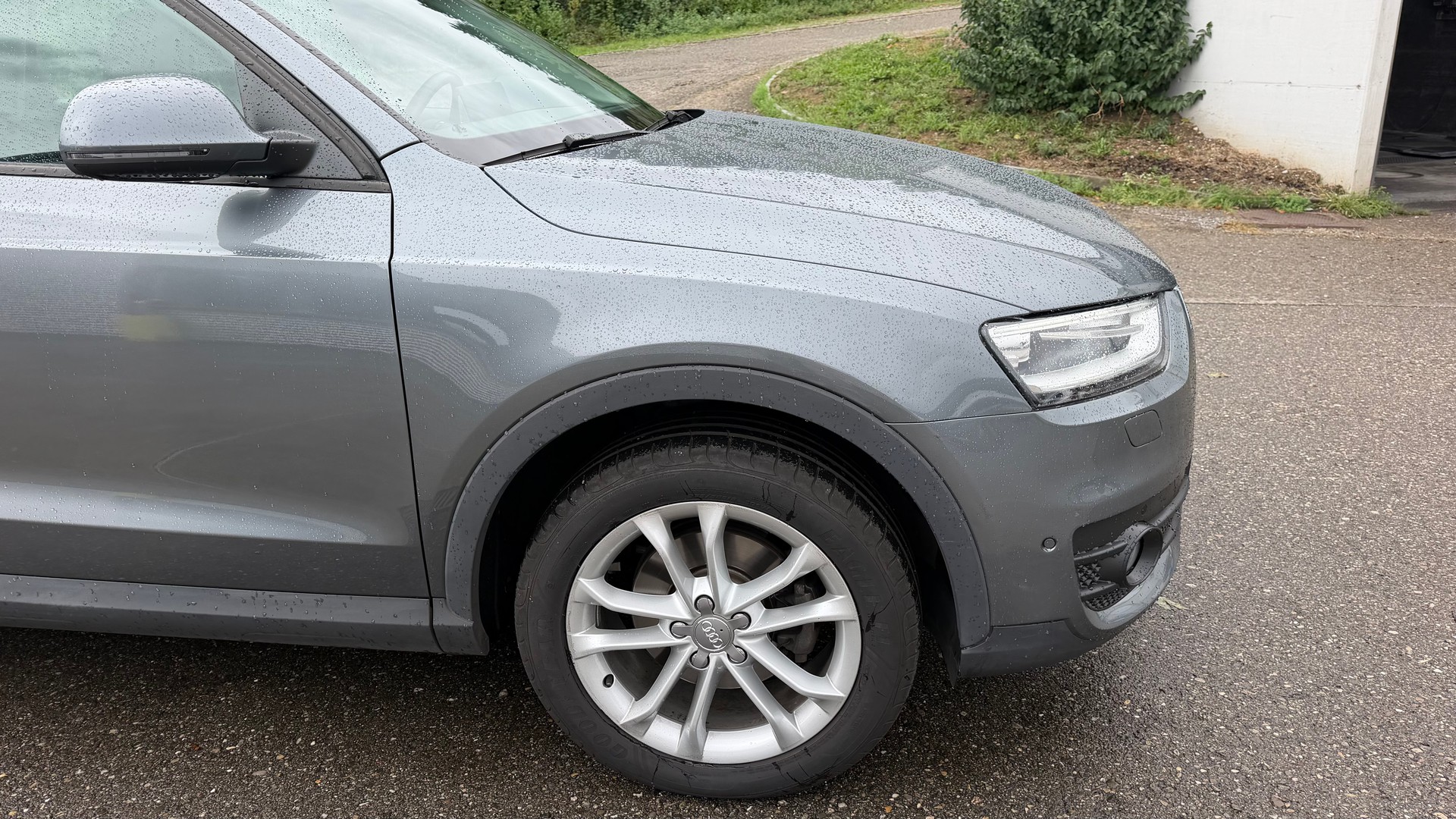 AUDI 2.0 TDI 177 quattro S-Tronic-image-3