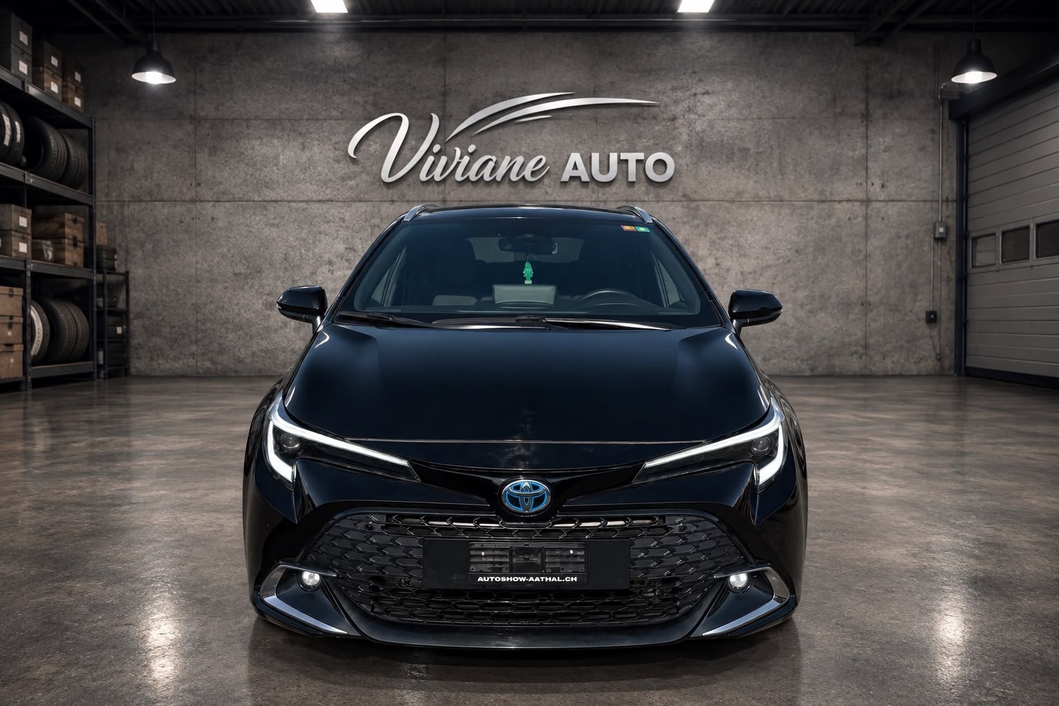 TOYOTA Corolla 1.8 HSD Comfort e- CVT-image-1